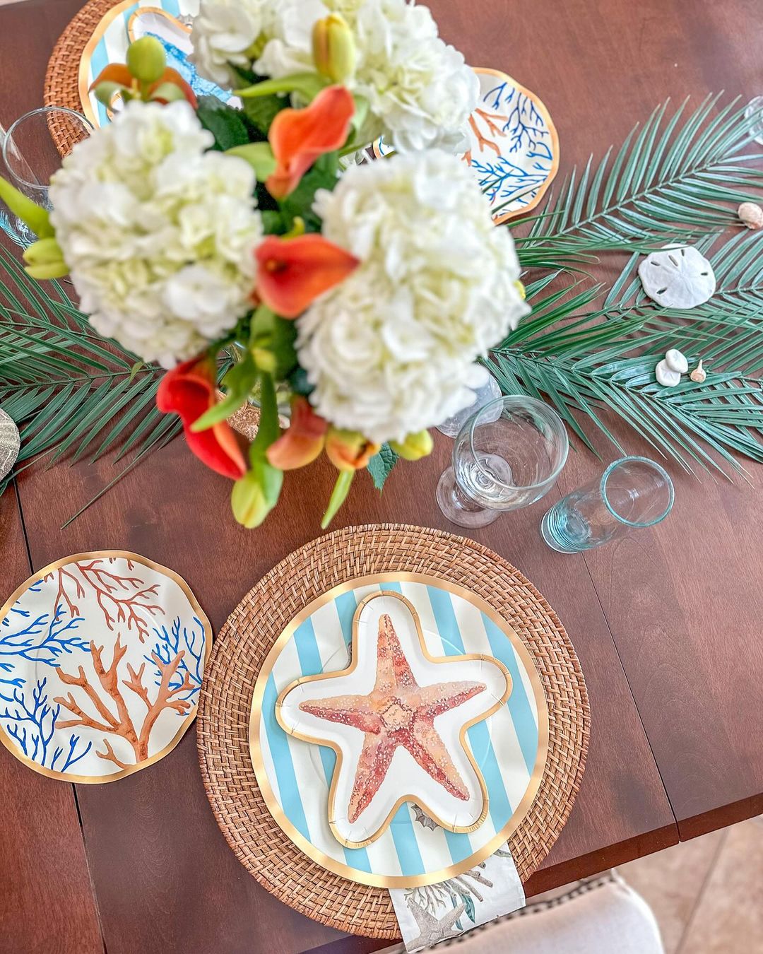 Wavy Dinner Plate Set of 8 - Elegant Ocean Wave Design Ceramic Plates for Dining, Entertaining & Home Decor | La Mer Collection