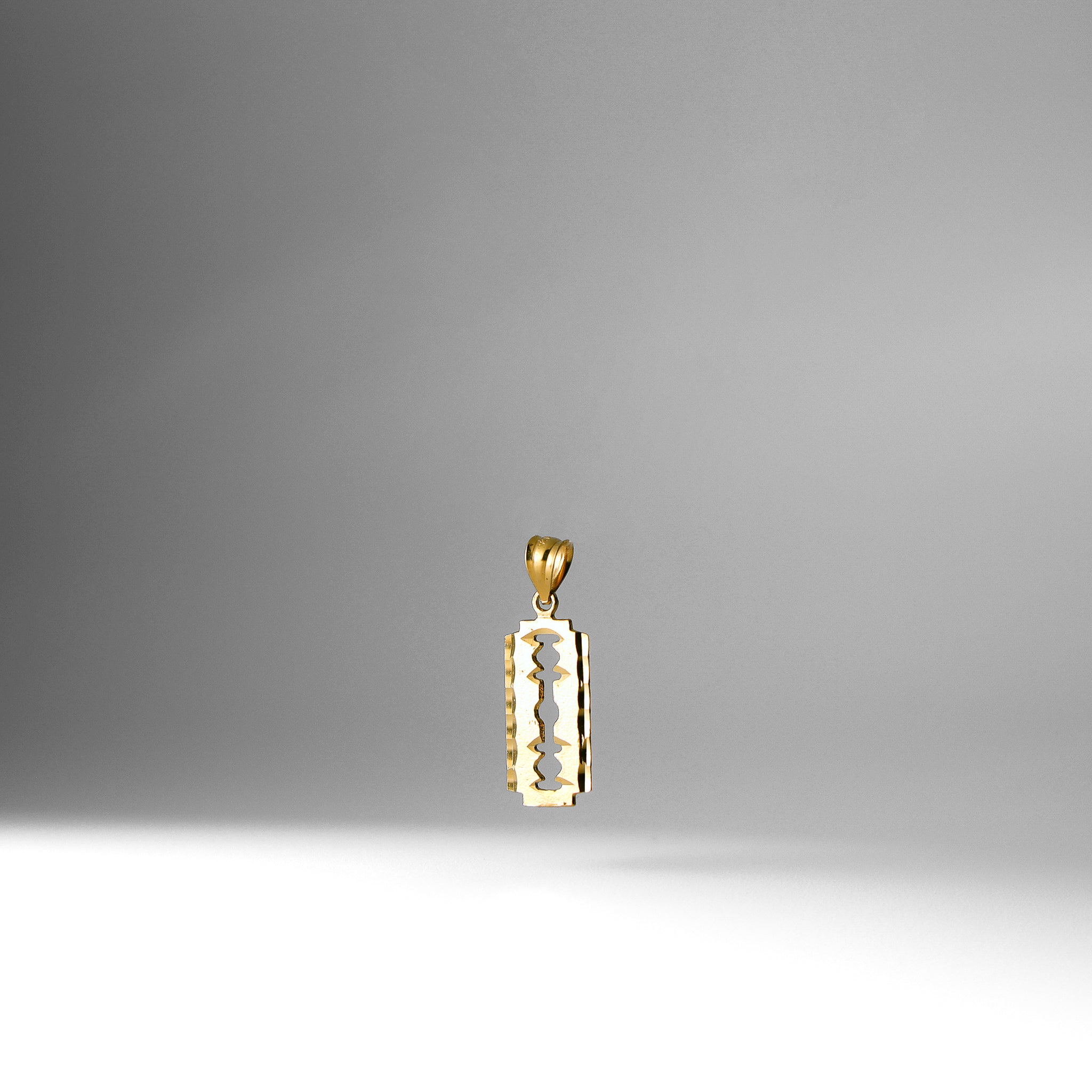 Vintage 1986 Gold Razor Blade Pendant Necklace - Retro Hip Hop Jewelry for Men & Women - Perfect for 80s Theme Parties, Rap Concerts and Unique Gift Giving