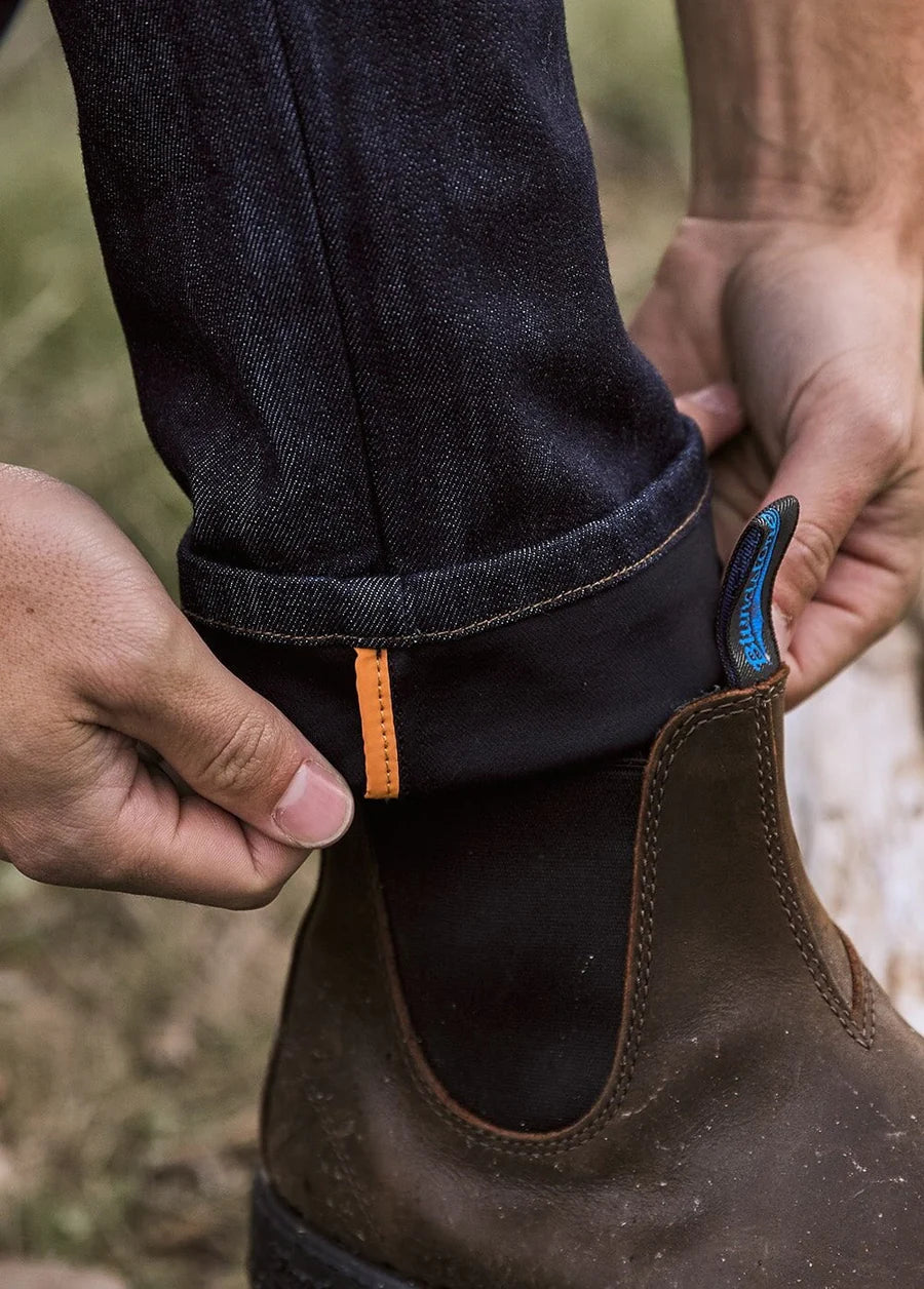 All-Weather Men's Slim Fit Denim Jeans - Comfortable & Durable for Outdoor Activities and Casual Wear