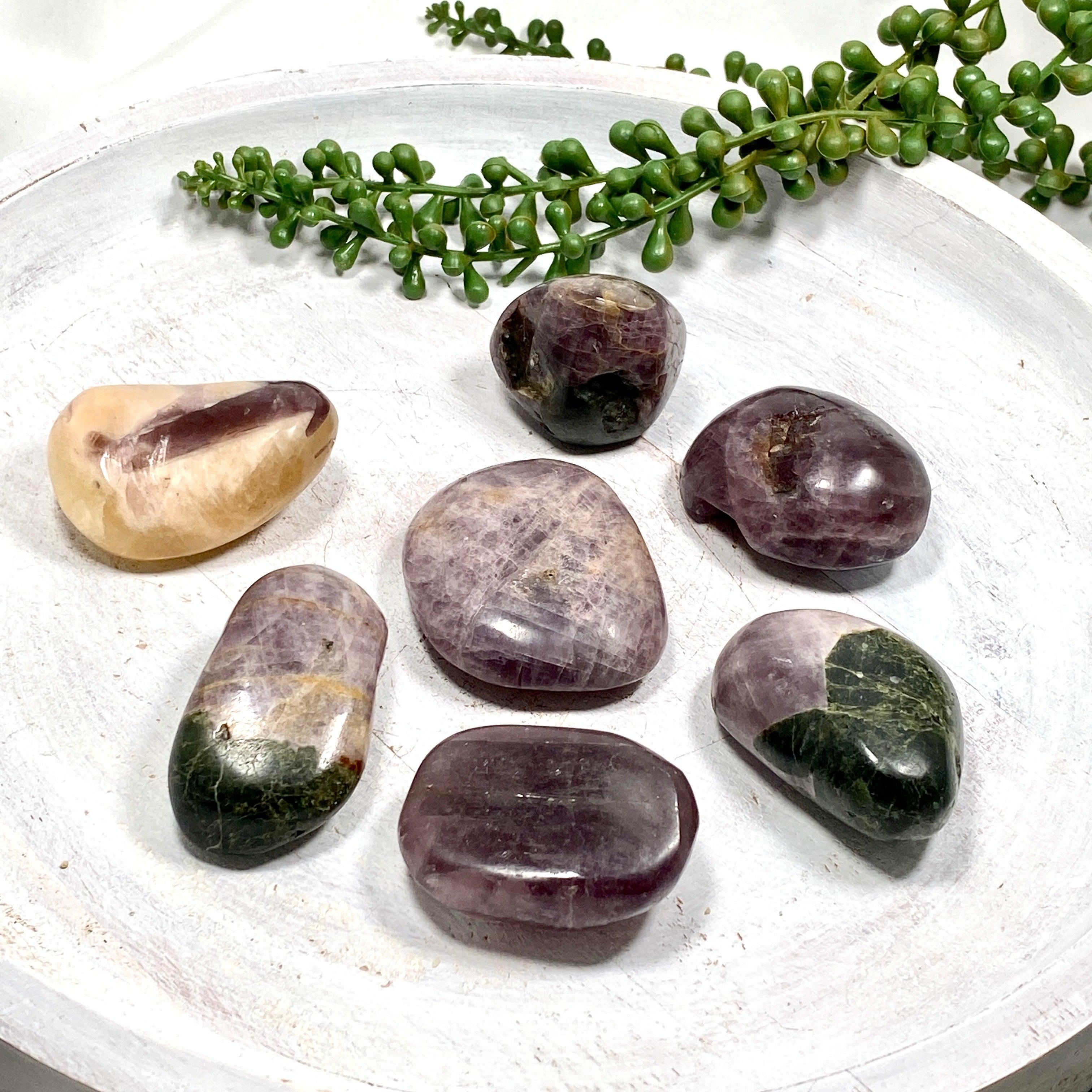 Healing Purple Anhydrite Angelite Tumbled Stones 60-80g for Chakra Balancing, Meditation & Stress Relief - Natural Crystal for Home Decor, Reiki & Spiritual Healing (CR3419)
