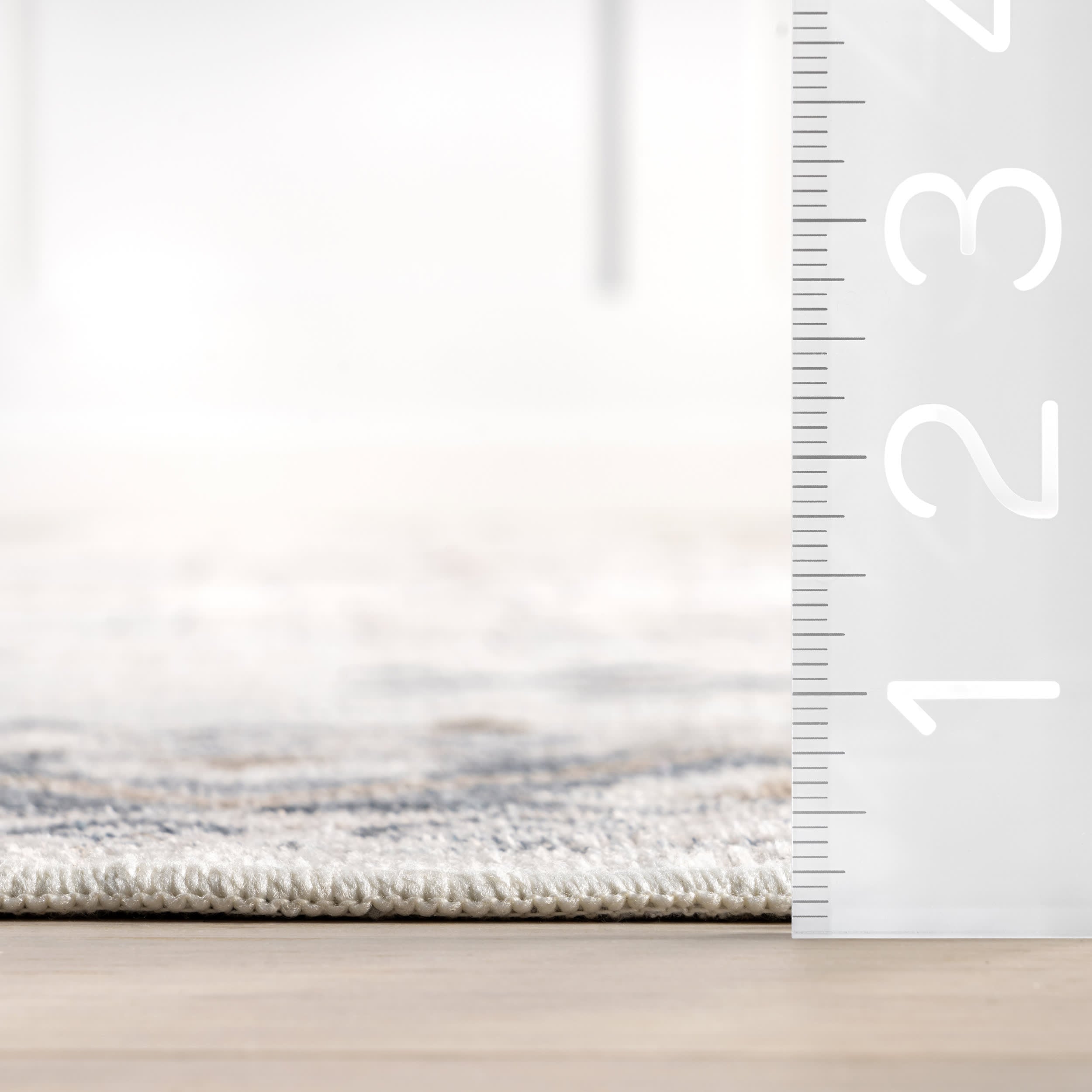 Clovebud Medallion Washable Rug - Soft Non-Slip Area Rug for Living Room, Bedroom, Kitchen - Machine Washable Grey Carpet - Home Decor & Floor Protection