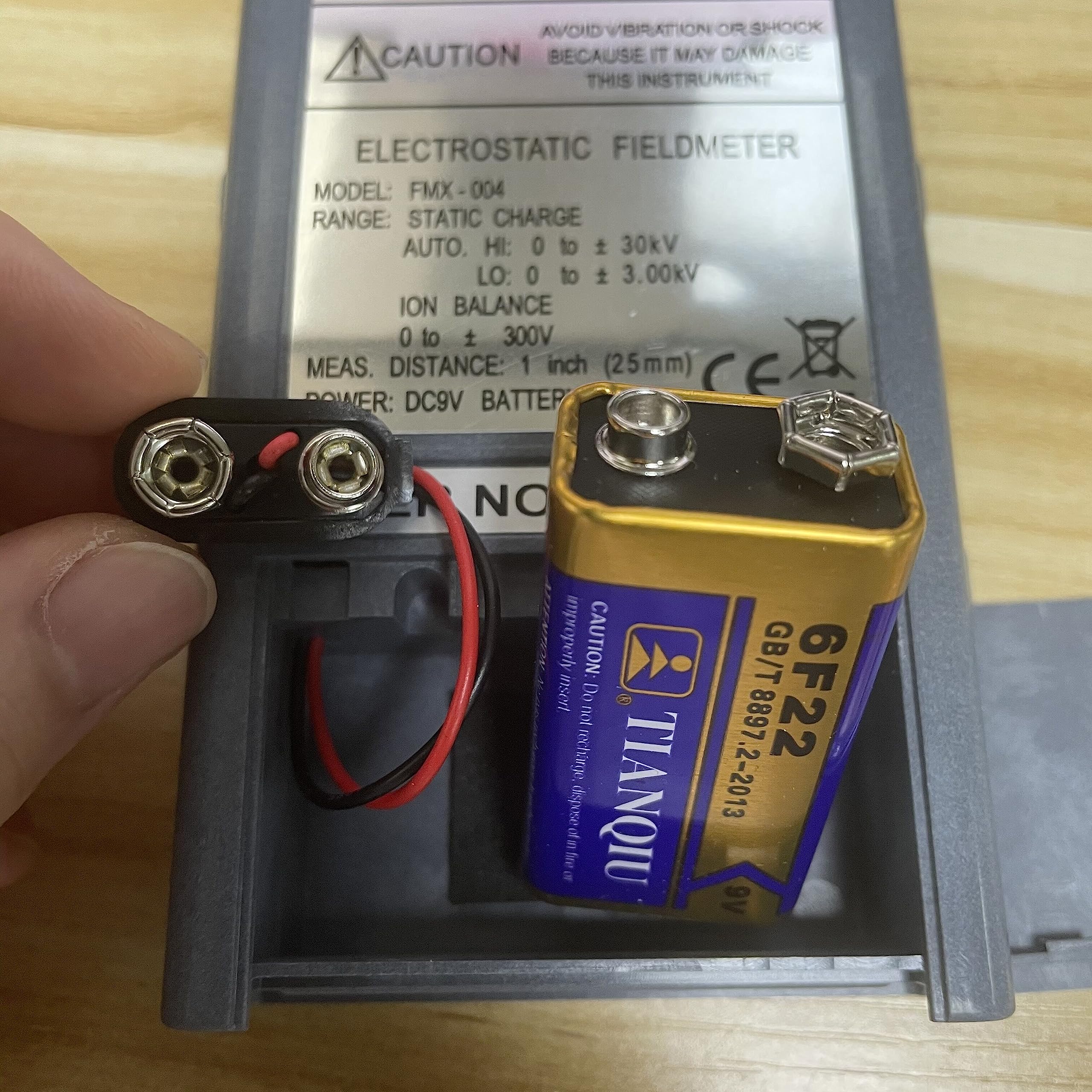 FMX-004 Electrostatic Field Meter | ESD Tester with 0 to ±1.49KV Measuring Range | Static Charge Detector for Electronics, Cleanrooms & Industrial Safety