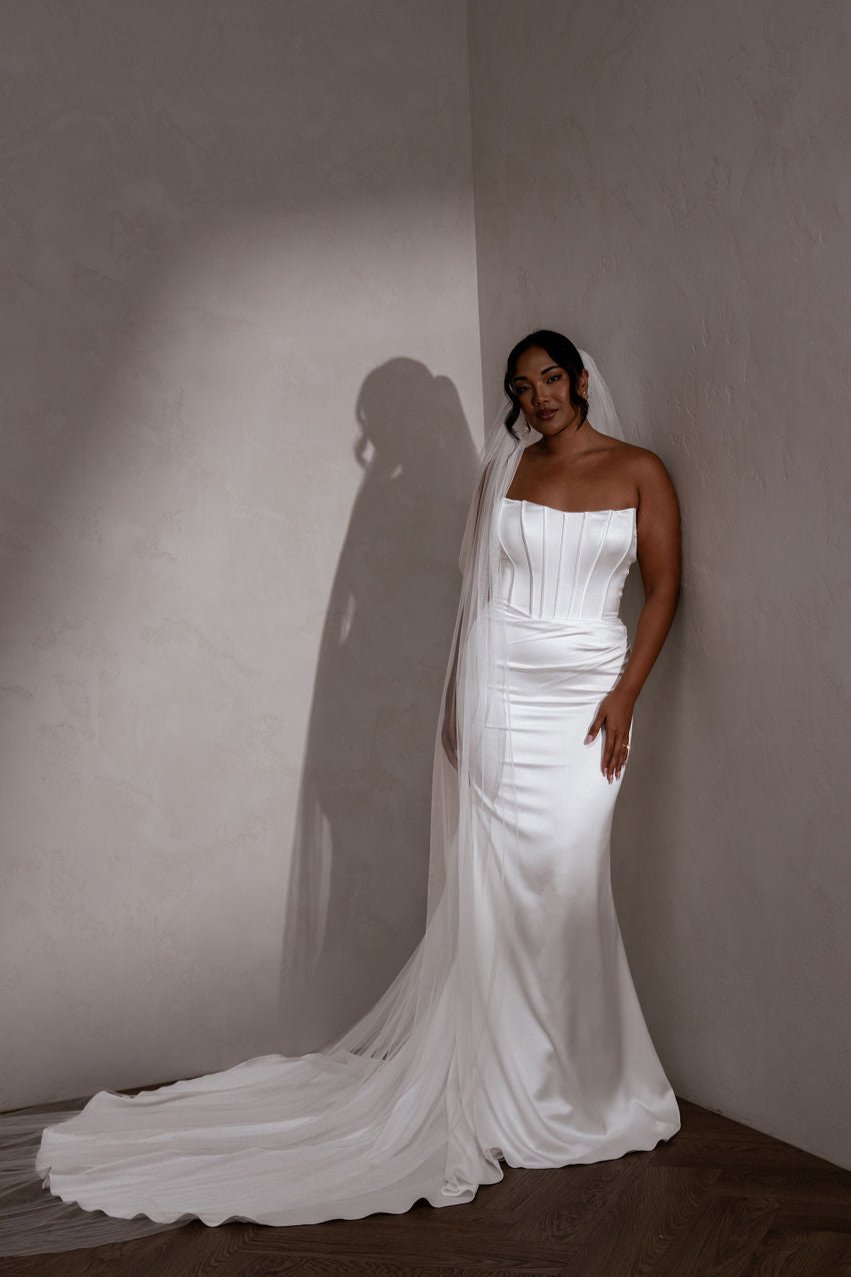 Rhode Satin - Luxurious Soft & Shiny Satin Fabric for Elegant Dresses, Scarves & Home Decor | Perfect for Evening Gowns, Bridal Wear & DIY Crafting