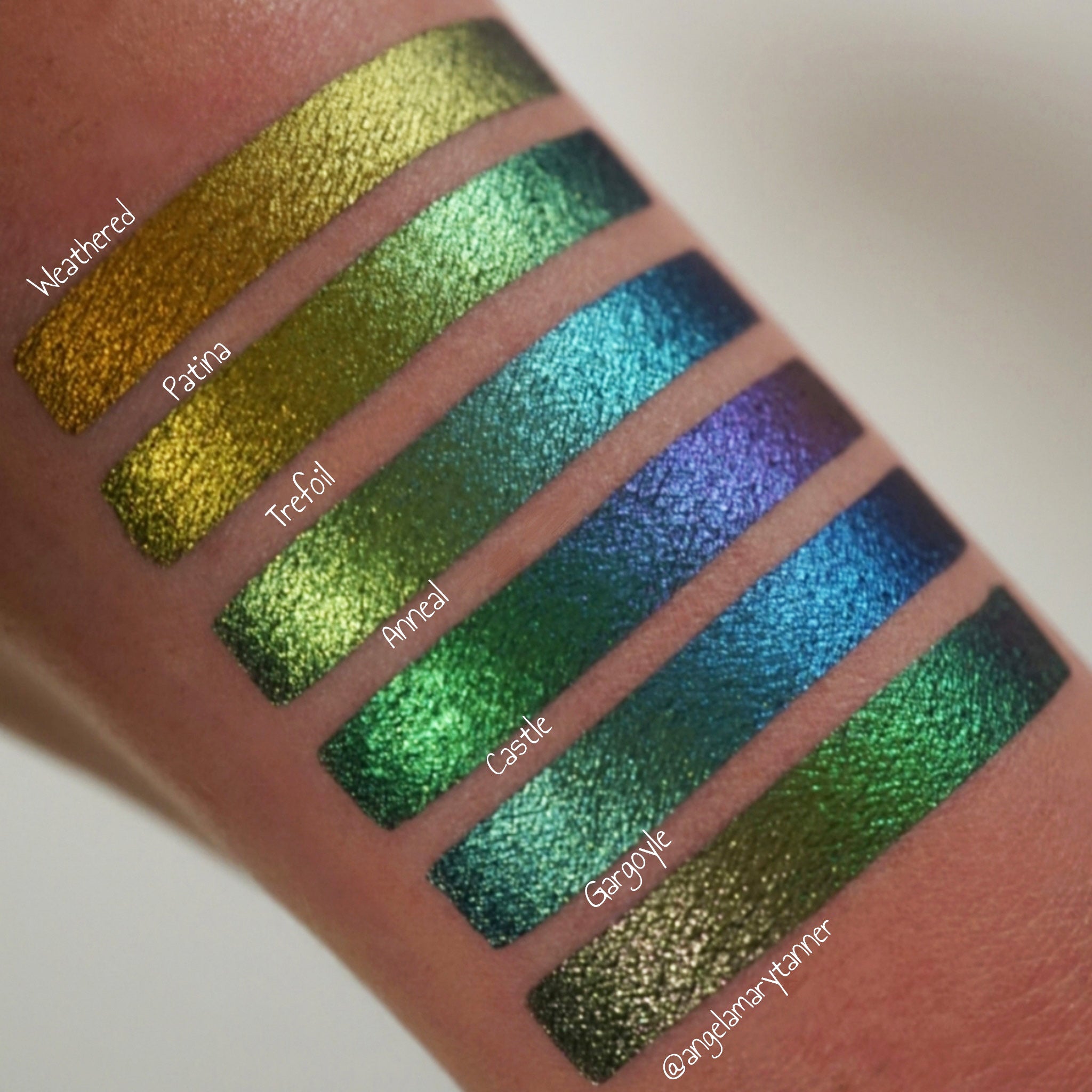Castle | Multichrome Jewel-Toned Eyeshadow Palette - Perfect for Party, Night Out & Special Occasion Makeup