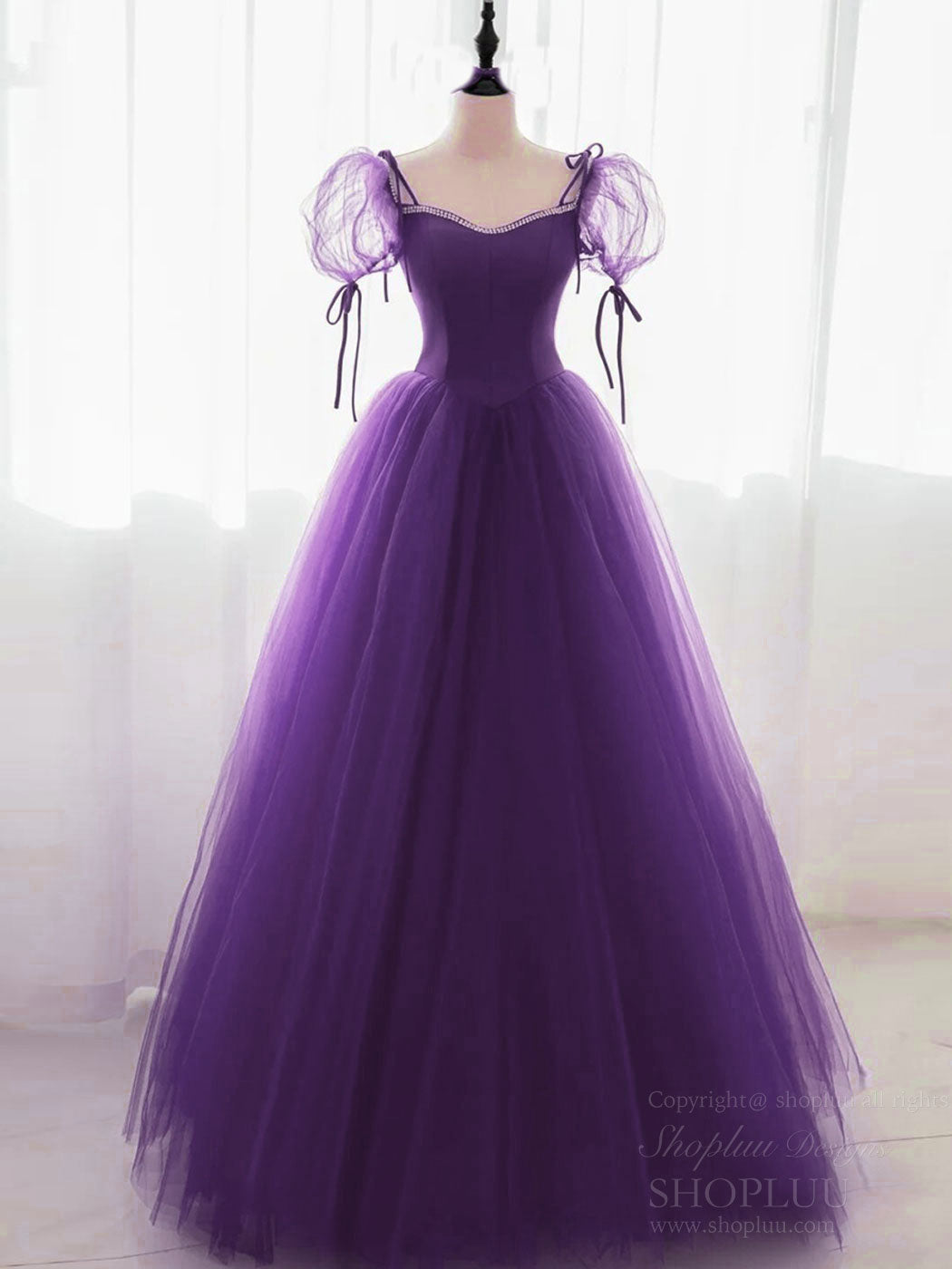 Elegant Burgundy Long Prom Dresses & Formal Graduation Gowns - Perfect for Homecoming, Weddings & Special Occasions