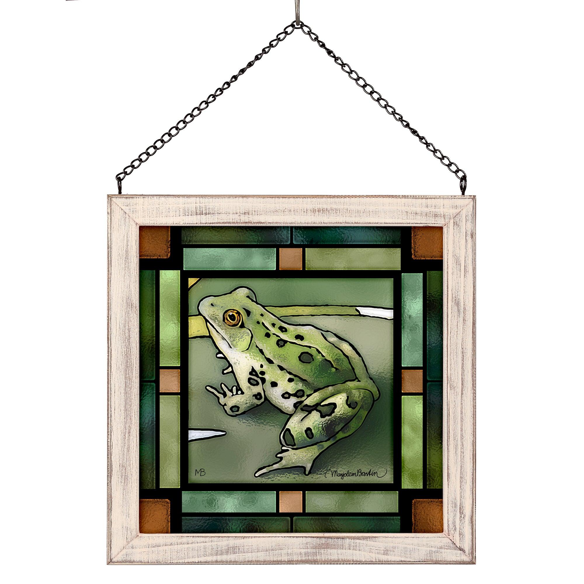 Green Frog Concert Crop Top - Women's Stylish & Comfortable Short Sleeve Shirt for Music Festivals, Concerts & Summer Outfits