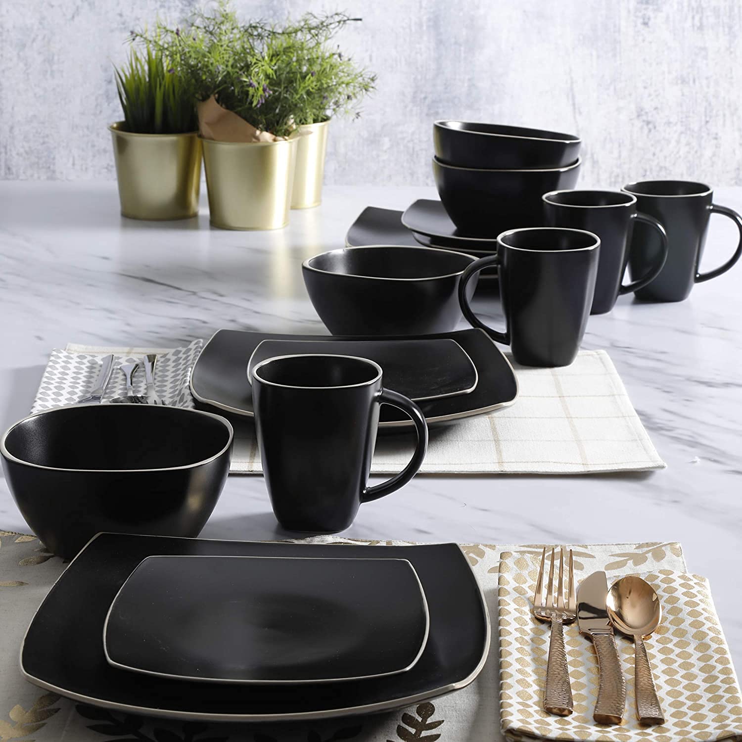 Gibson Elite 102261.16RM Soho Lounge 16-Piece Dinnerware Set for 4 - Matte Black with White Rims (2 Pack) | Includes Dinner Plates, Dessert Plates & Mugs | Perfect for Family Dining, Dinner Parties & Restaurant-Style Entertaining