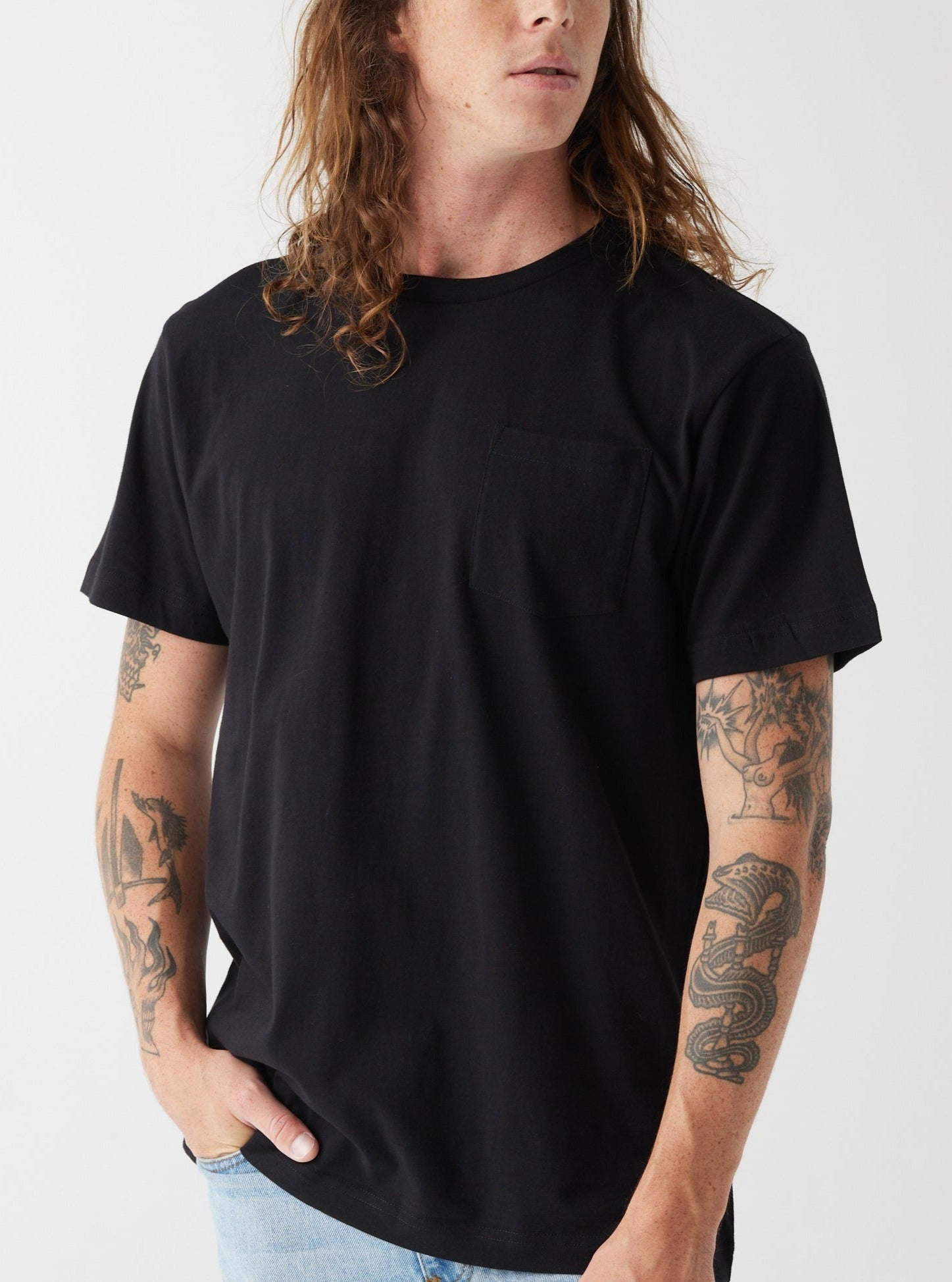 Premium Men's Heavyweight Pocket T-Shirt - Soft Cotton Crewneck Tee for Casual Wear & Everyday Comfort | Black