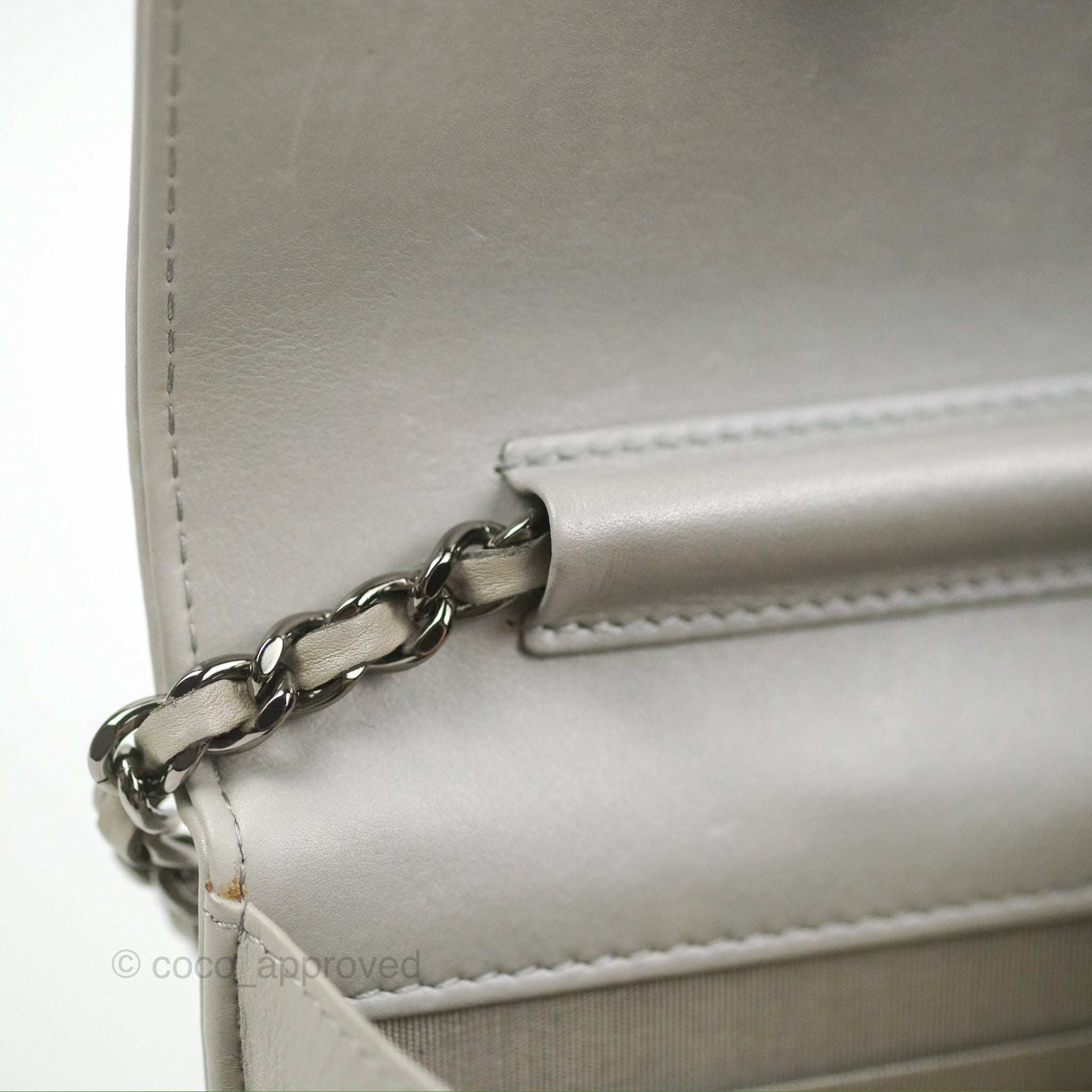 Chanel Chevron Boy Wallet on Chain WOC in Grey Lambskin with Gun Metal Hardware - Luxury Crossbody Bag for Women, Perfect for Evening Events & Daily Use