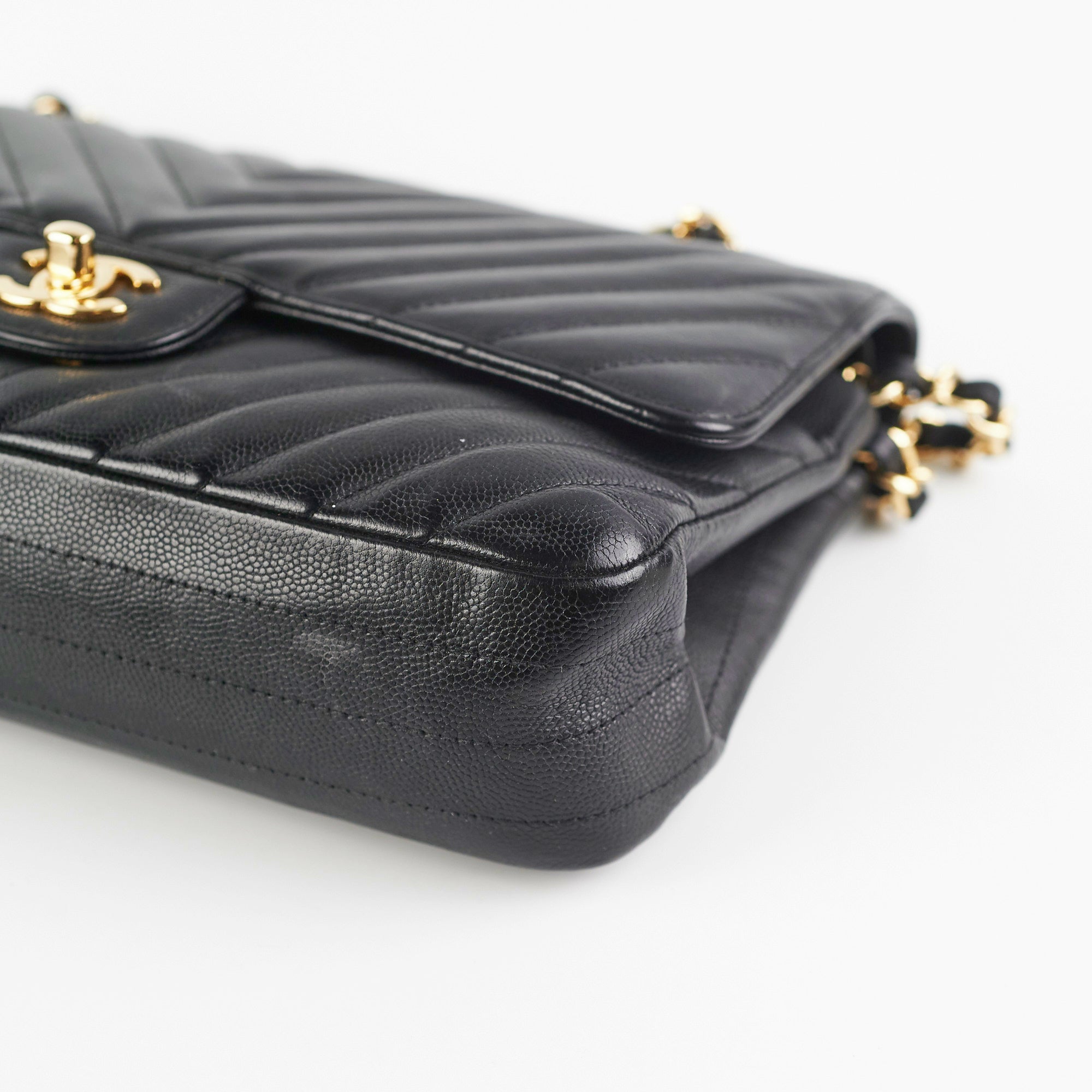 Chanel Chevron Classic Flap Bag Medium/Large Black Leather Handbag for Women - Perfect for Work, Evening Events & Luxury Fashion Accessories