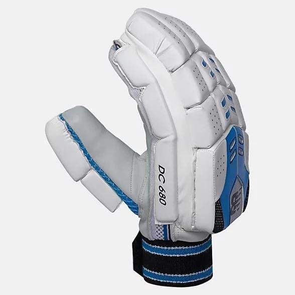 New Balance DC 680 Junior Cricket Batting Gloves - Right Hand (RH) - Youth Cricket Equipment for Practice & Matches - Perfect for Junior Players & Training Sessions
