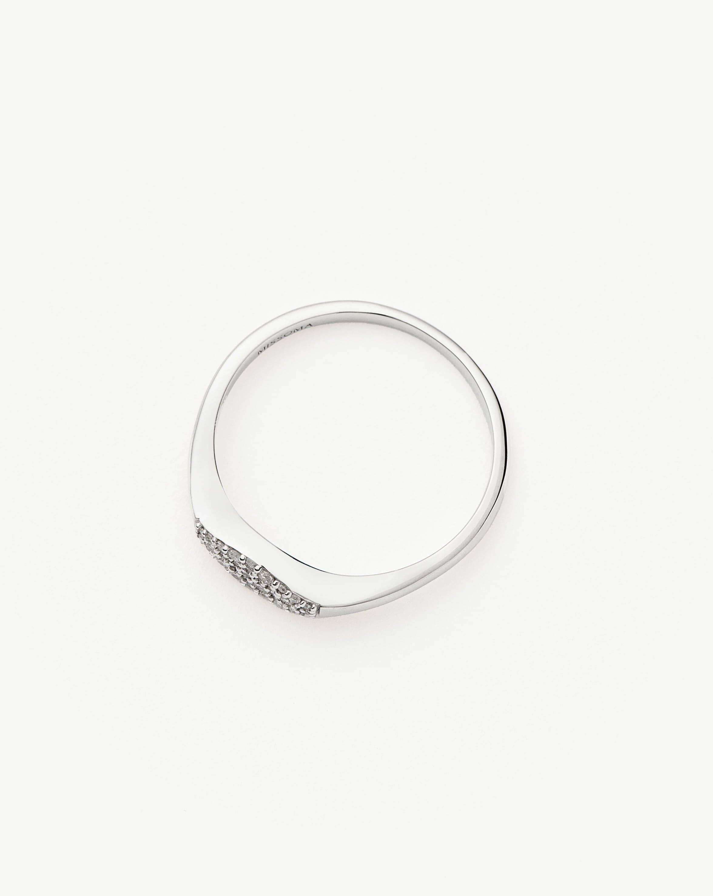 14K Solid White Gold Diamond Signet Ring for Men & Women - Elegant & Timeless Jewelry for Weddings, Engagements & Everyday Luxury