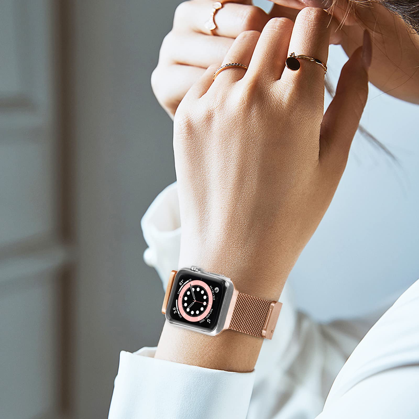 Geoumy Stainless Steel Milanese Loop Band for Apple Watch 38mm/40mm/41mm - Magnetic Replacement Strap Compatible with iWatch Series 10/9/8/7/6/5/4/3/2/1 SE - Rose Gold Metal Watch Band for Women & Men - Perfect for Workouts, Office & Everyday Wear