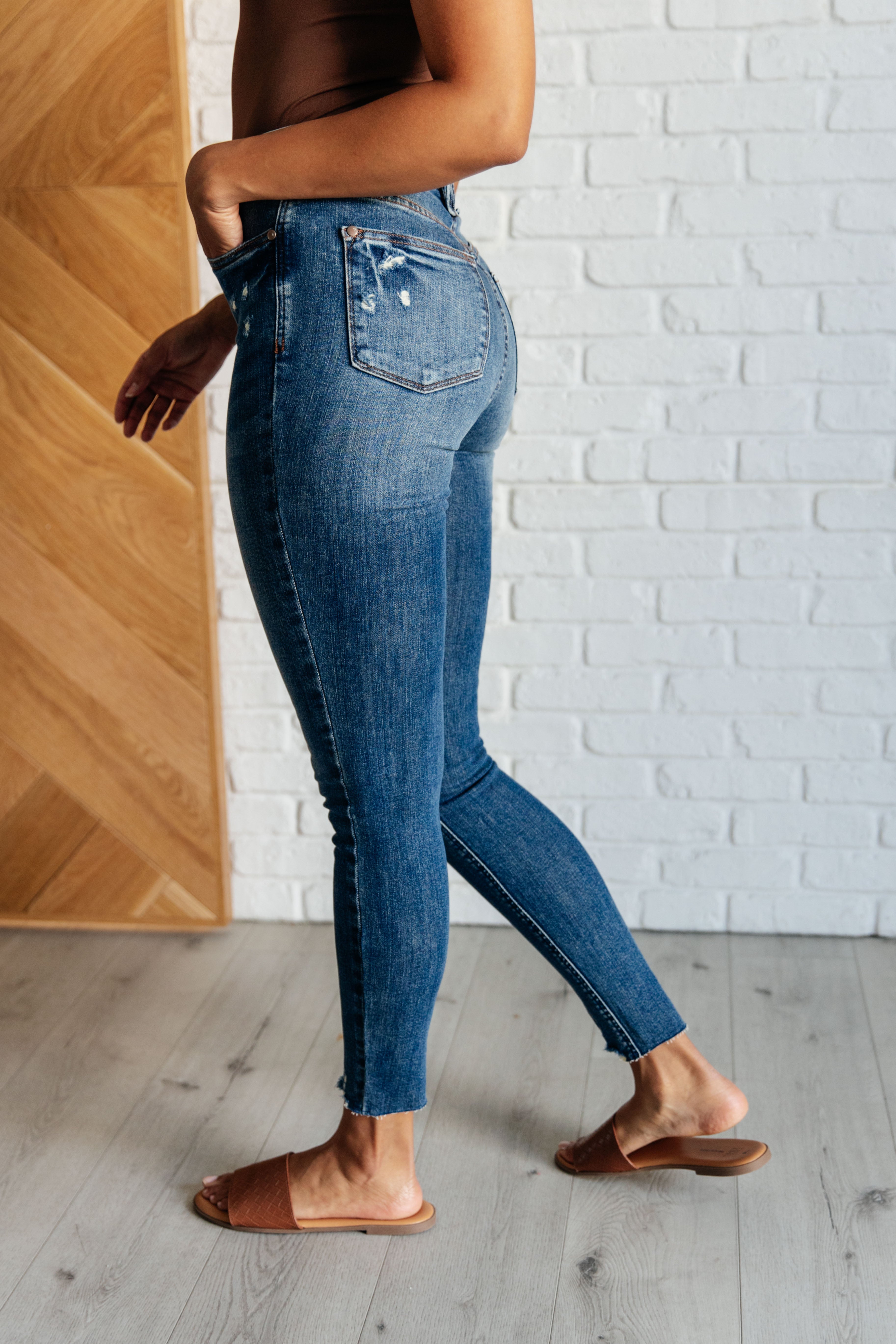 Alba High Rise Control Top Distressed Hem Skinny Jeans for Women - Slimming Stretch Denim Pants with Vintage Wash (Perfect for Casual Outings, Date Nights & Street Style Fashion)