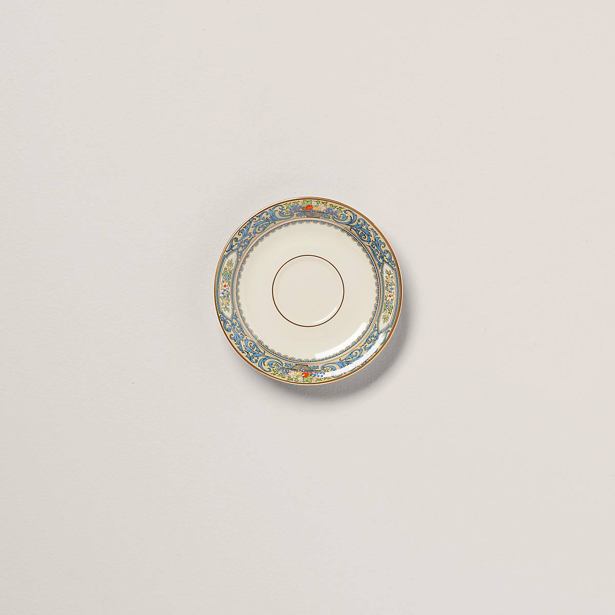 Premium Autumn Tea Saucer Set - Elegant Porcelain Tea Cup Plates for Fall Tea Parties, Afternoon Tea, and Cozy Gatherings