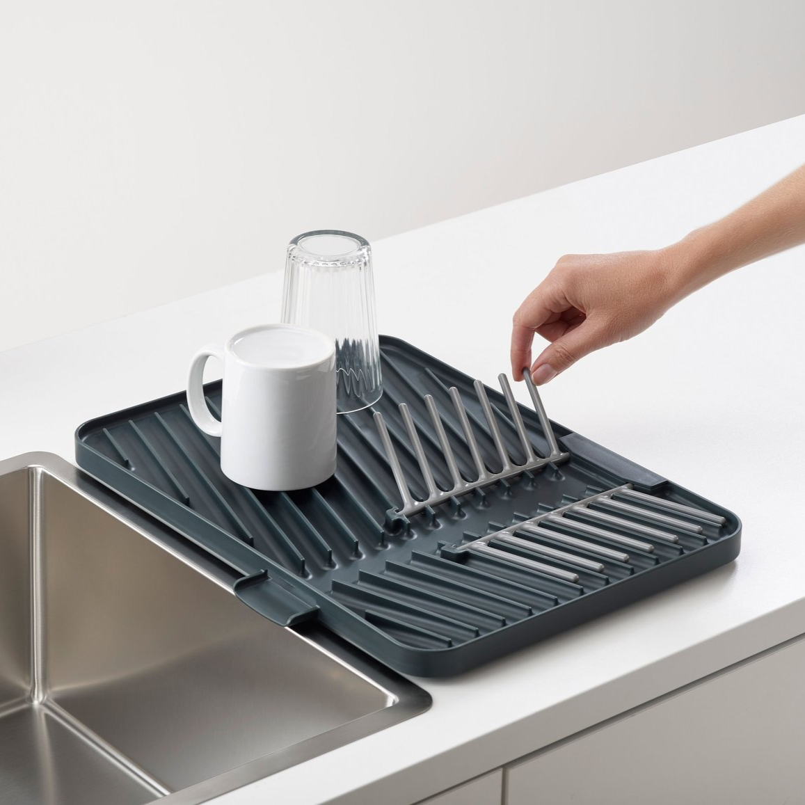 Foldable Dish Drying Rack with Drainboard - Space Saving Kitchen Organizer for Countertop - Perfect for Small Apartments, Camping & RVs