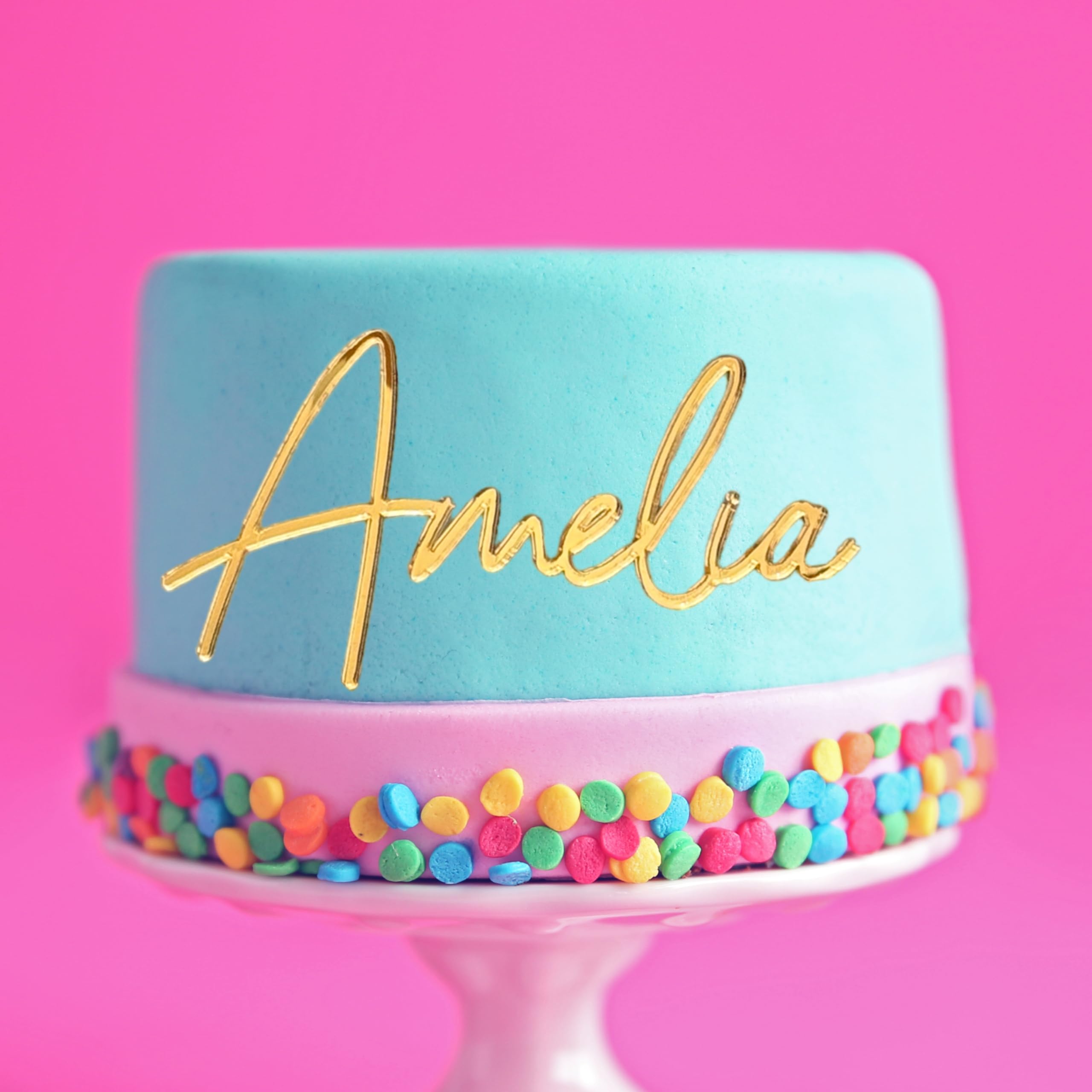 Personalized Gold Cake Topper - Custom Cake Name Plaque & Charm for Weddings, Birthdays, Graduations - Elegant Cake Decorations for Women, Men, Girls & Boys - Perfect for Anniversary Parties, Baby Showers & Special Celebrations