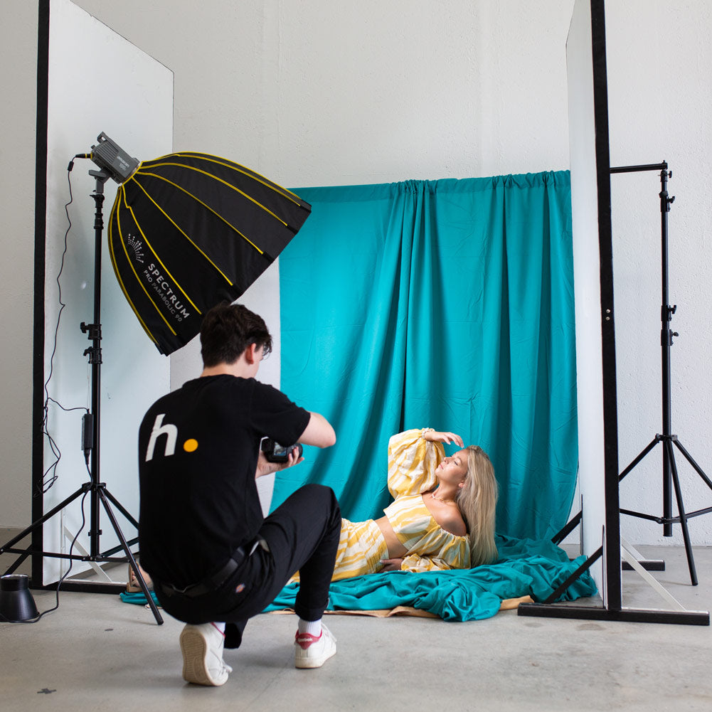 Aputure Amaran 100D Daylight LED Light - 100W Bi-Color Studio Lighting for Photography & Videography (Open Box) - Perfect for YouTube, Film Making, and Portrait Photography