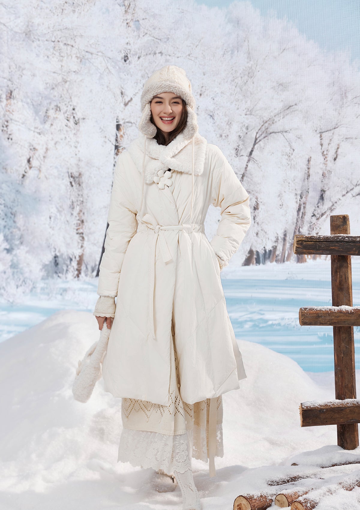 Edelweiss Lover Down Jacket - Women's Winter Warm Puffer Coat for Cold Weather - Perfect for Skiing, Snowboarding & Outdoor Adventures