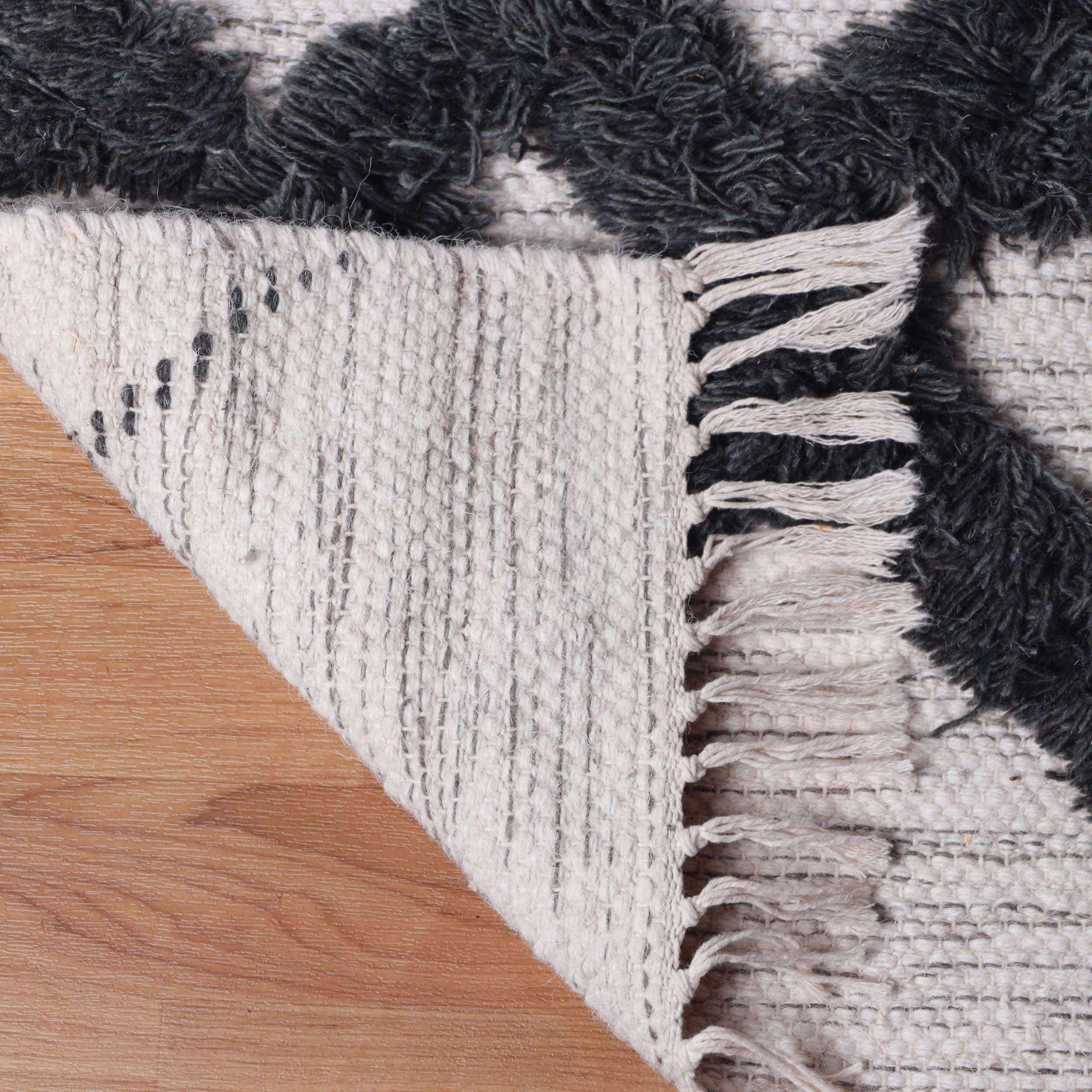Wakana Southwestern Wool Abstract Line Geometric Fringe Area Rug - Soft Bohemian Decor for Living Room, Bedroom & Office