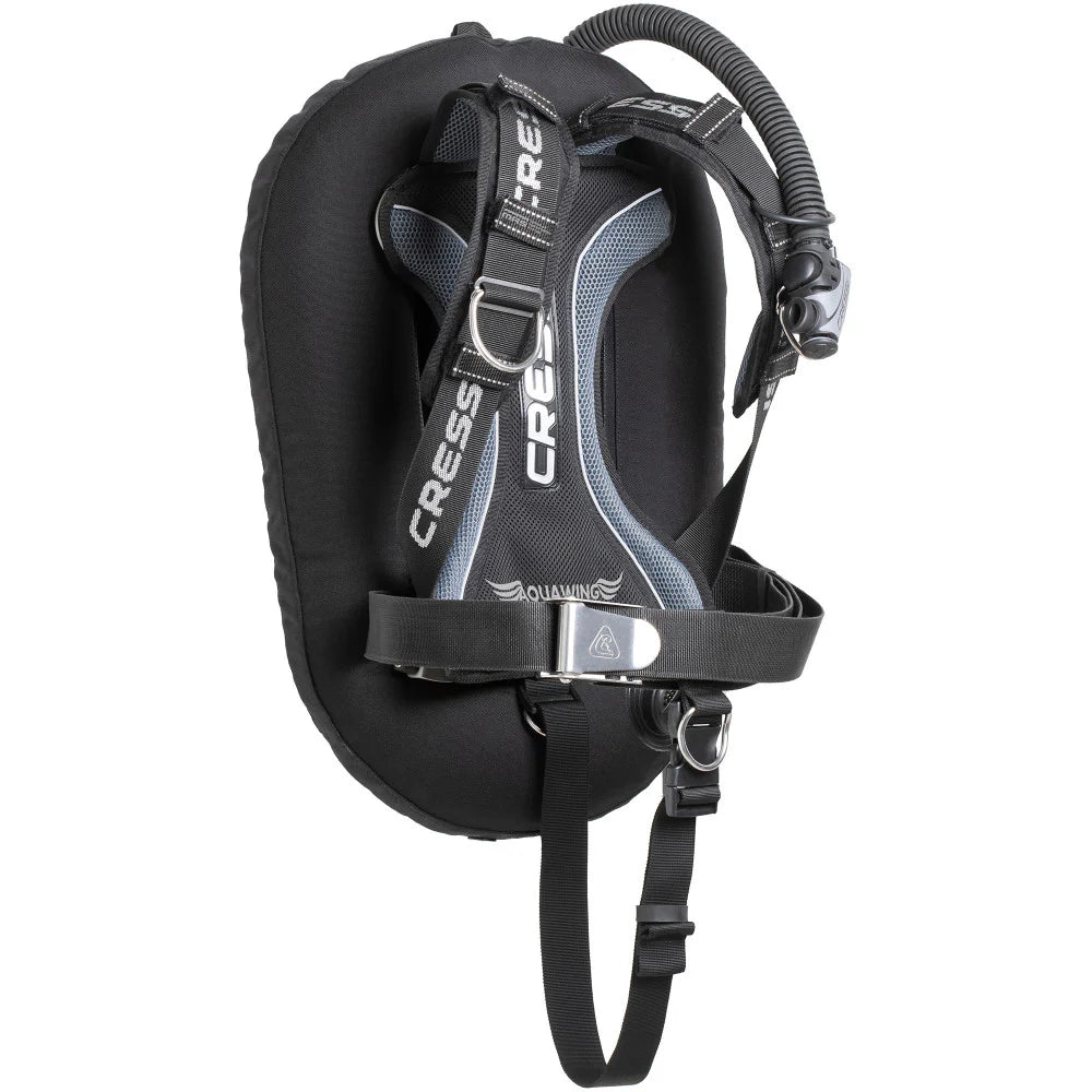 Cressi Aquawing Snorkeling Fins - Lightweight & Comfortable Swim Fins for Snorkeling, Diving & Beach Activities - Perfect for Men, Women & Kids