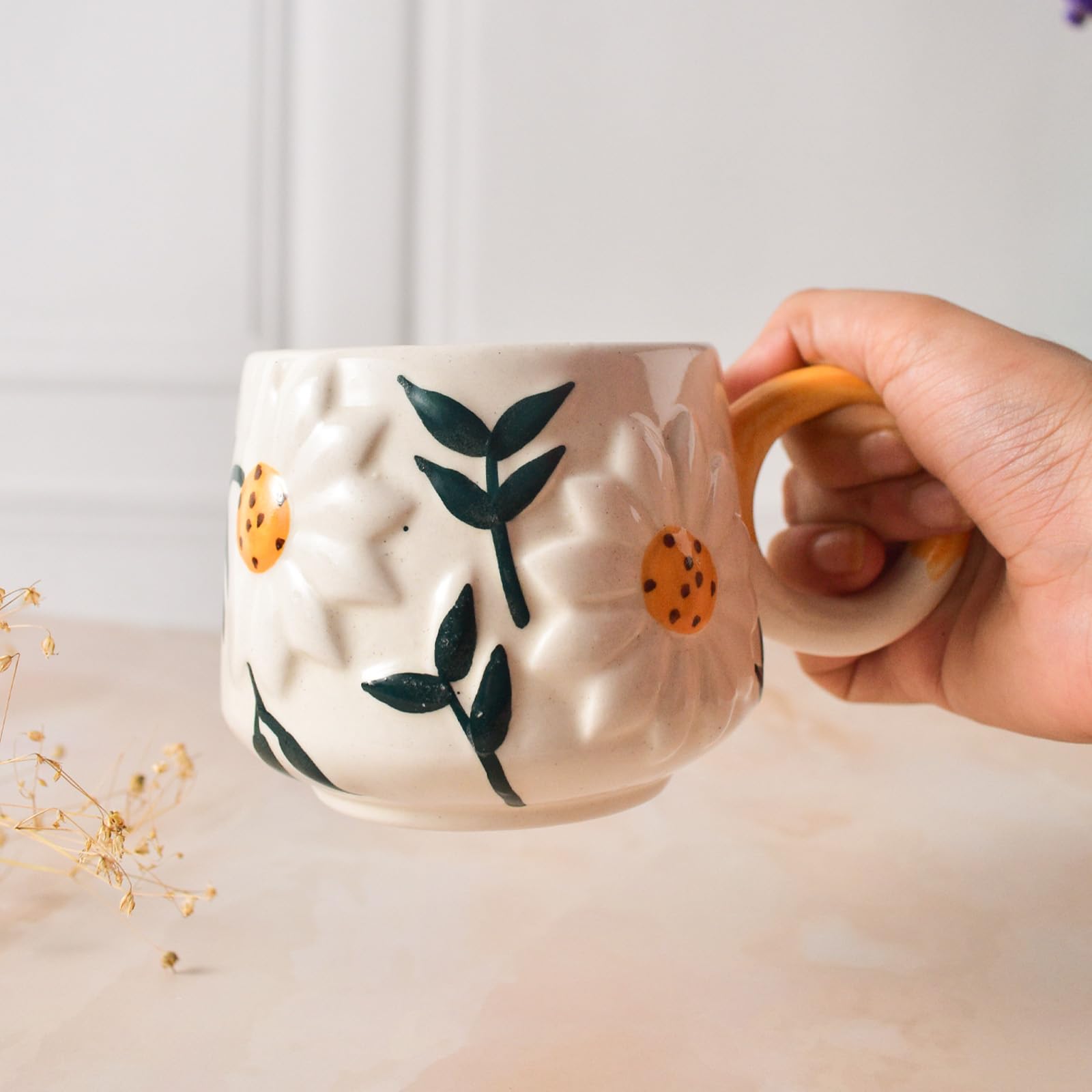 QSHI Handmade Ceramic Coffee Mug - 250ml Sunflower Design, Microwave & Dishwasher Safe - Perfect for Tea, Milk, Cold Brew & Gifts - Ideal for Home, Office & Best Friend Presents