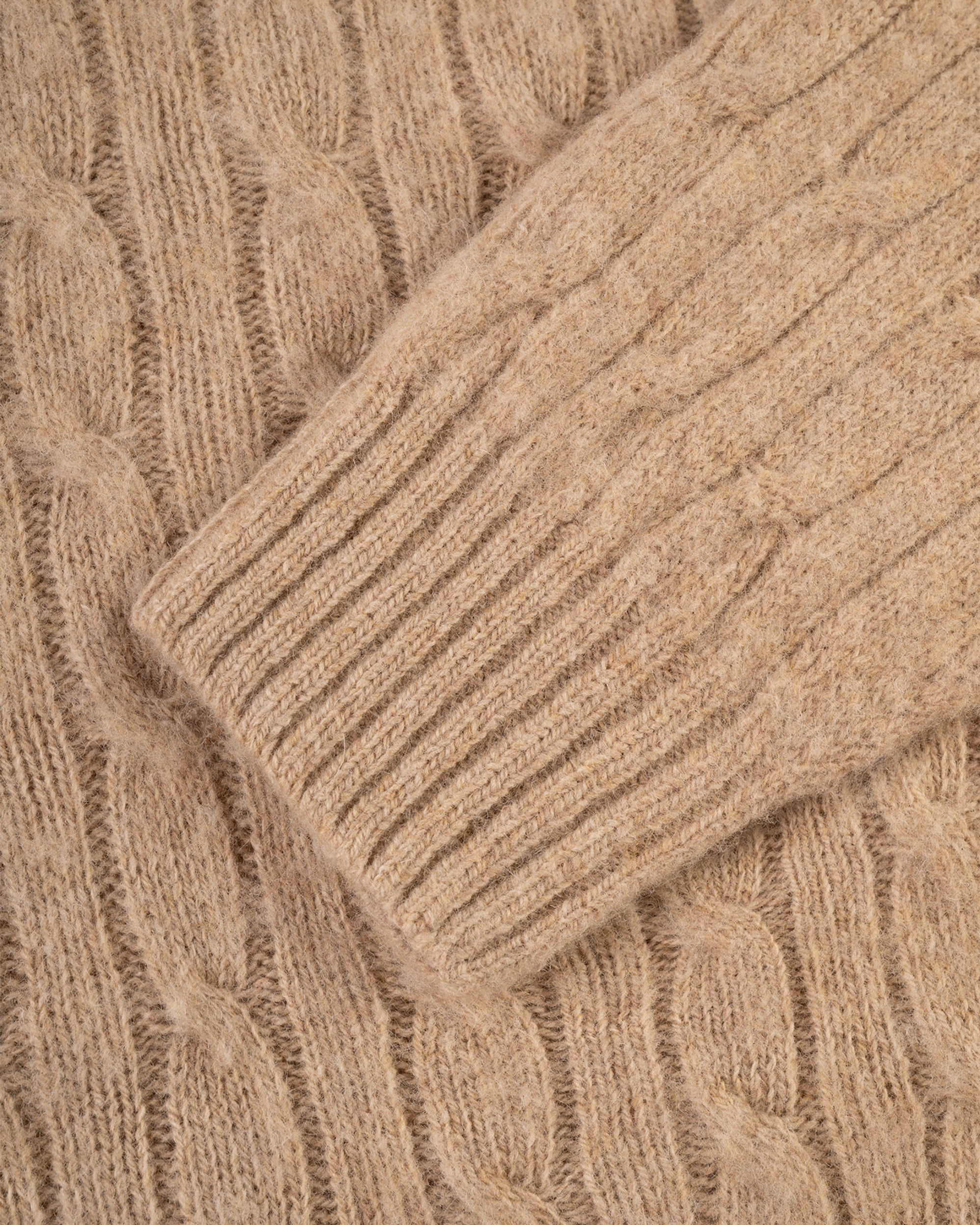 Shaggy Dog Cable Knit Crewneck Sweater - Cozy Winter Pullover for Men & Women - Perfect for Casual Outfits, Holidays & Cold Weather