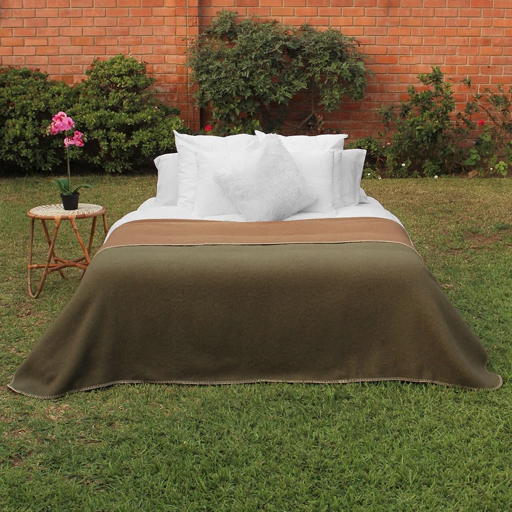 Premium Thick Alpaca Wool Blanket - Heavyweight Warm & Soft Peruvian Alpaca Throw - King Size (Olive Green/Soft Camel) - Perfect for Camping, Outdoor Adventures & Cozy Indoor Use