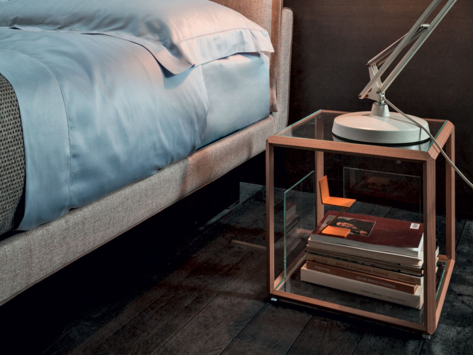 45º Modern Side Table - Small End Table for Living Room, Bedroom, Office - Compact Accent Table with Sturdy Metal Frame & Tempered Glass Top - Perfect for Coffee, Books, Lamps & Home Decor