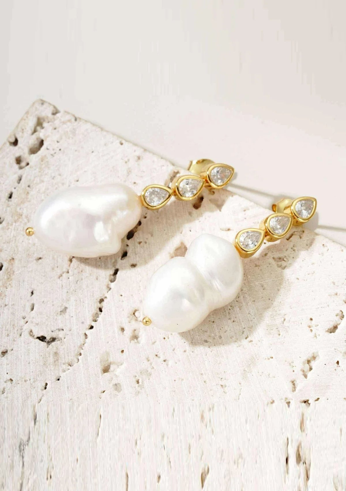 Lola Knight Parker Crystal & Pearl Bridal Drop Earrings - 18K Gold Plated Wedding Jewelry for Brides, Bridesmaids & Special Occasions