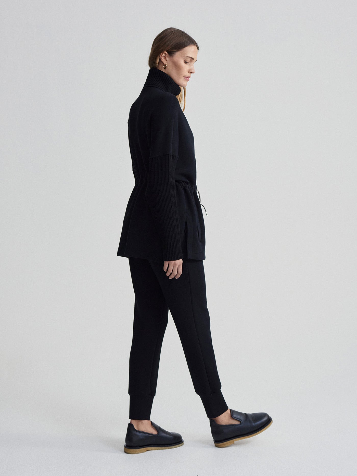 Varley Palen Longline Zip Through Hoodie - Black | Women's Casual Wear for Everyday Comfort & Style | Perfect for Workouts, Lounging & Outdoor Activities