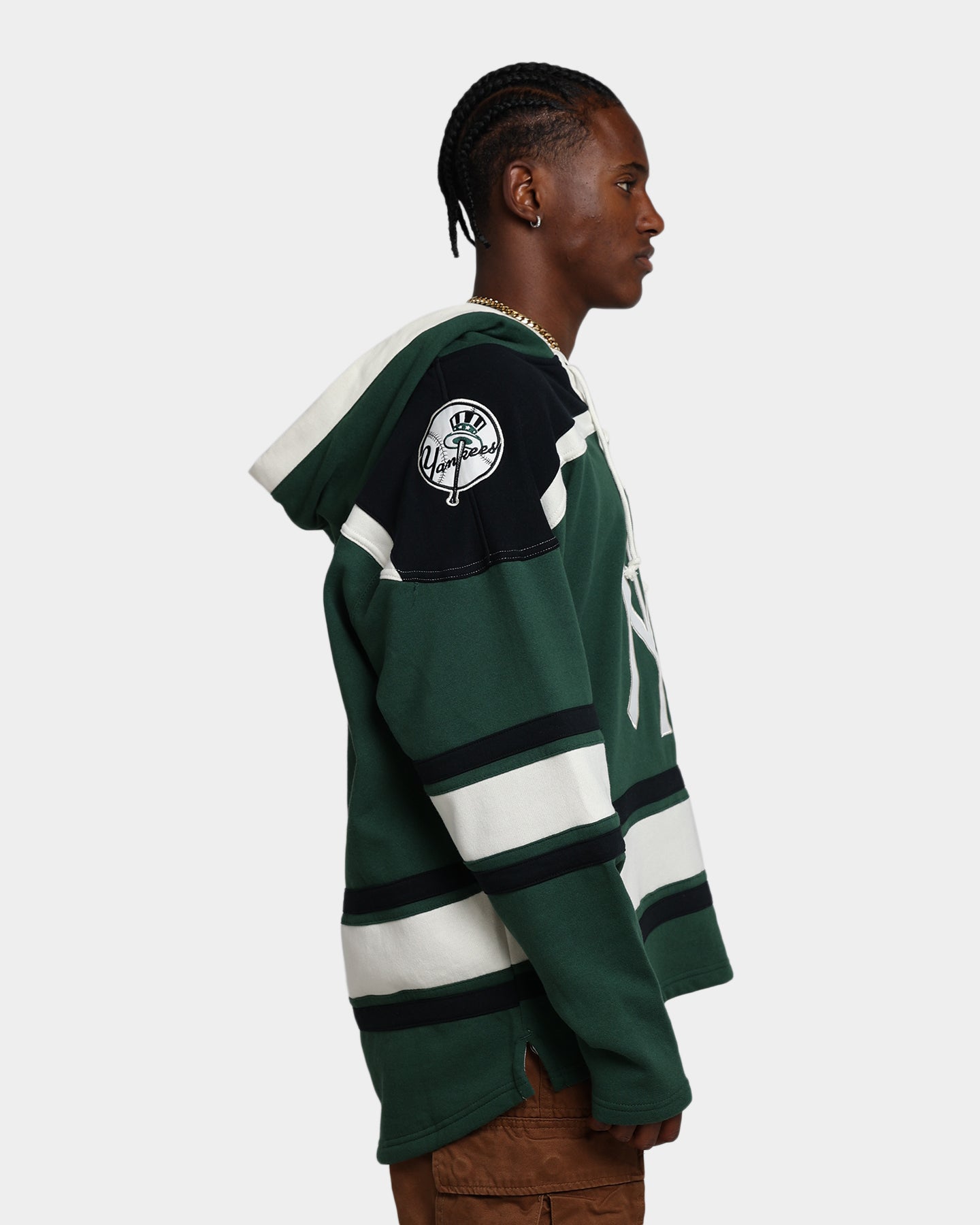 47 Brand New York Yankees Superior Lacer Hoodie for Men - Dark Green Pullover Sweatshirt with Adjustable Drawstring Hood - Perfect for Baseball Games, Streetwear & Casual Outfits