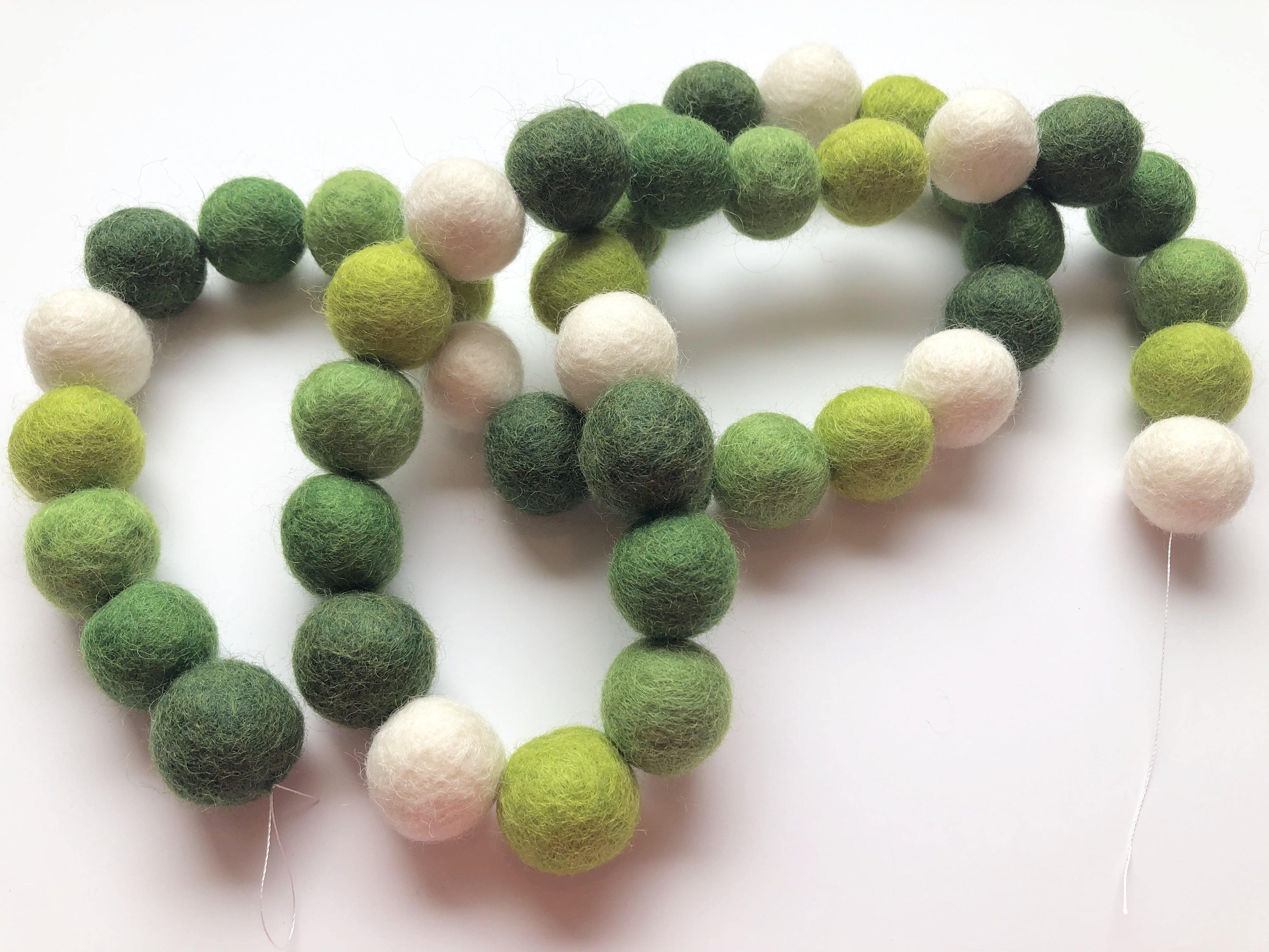 Green Ombre Garland - Elegant Gradient Leaf Decor for Weddings, Parties & Home Decor | Perfect for Boho, Rustic & Modern Events