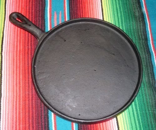 8 Inch Round Cast Iron Griddle - Premium Comal for Fajitas, Tortillas & Pancakes - Perfect for Stovetop, Grill & Camping Cooking