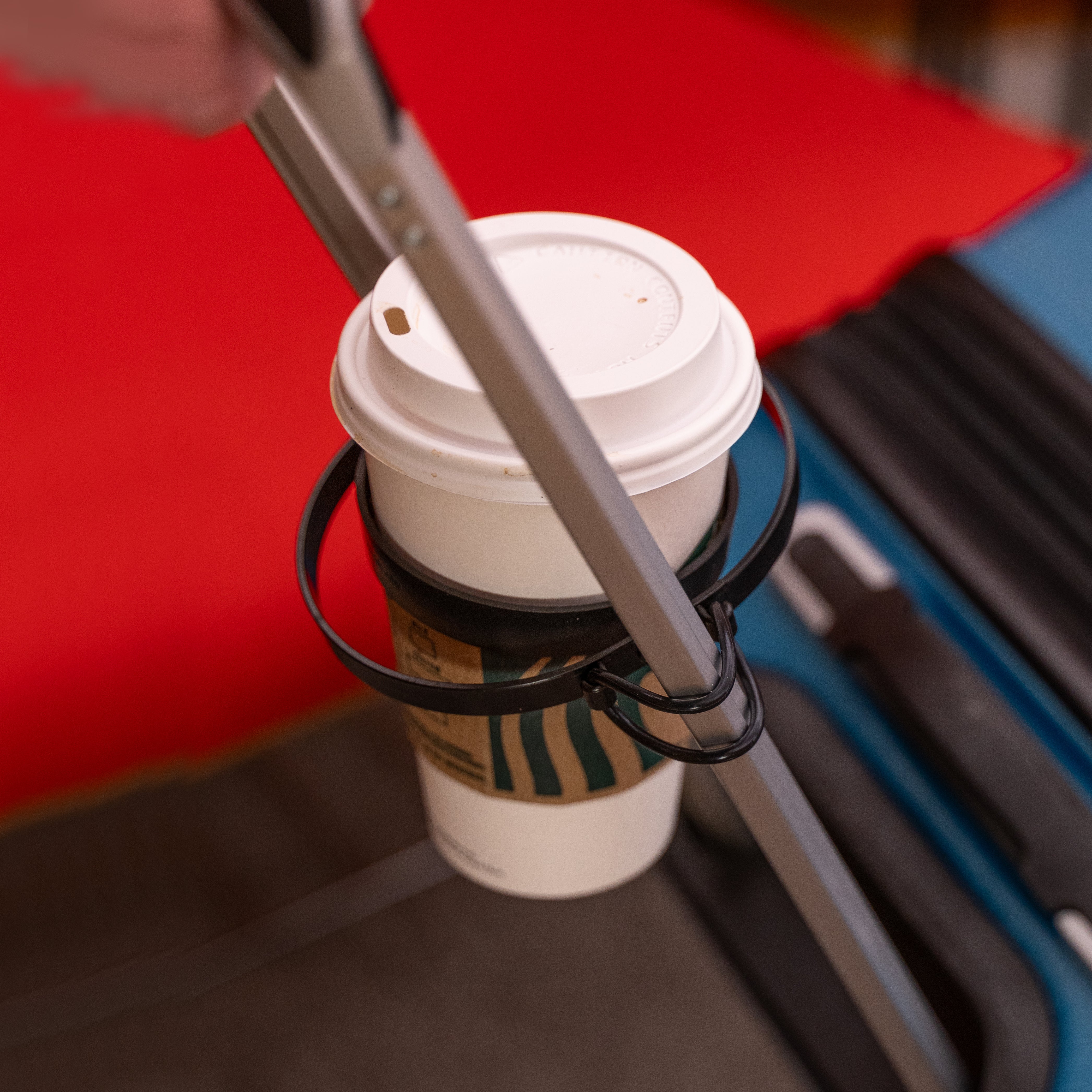 Portable Suitcase Cup Holder - Travel Mug & Drink Carrier for Luggage - Perfect for Airports, Road Trips & Commuting