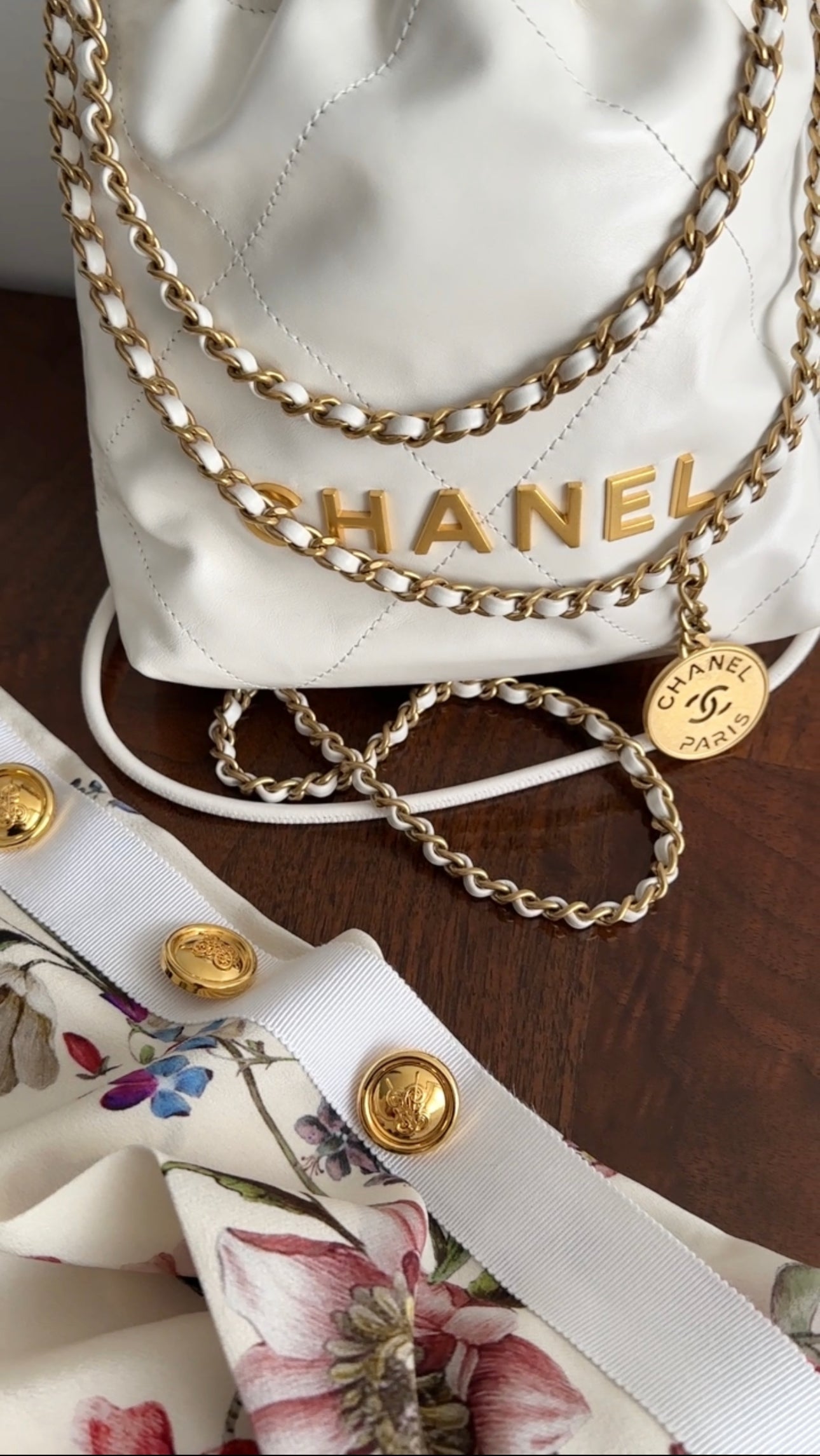Chanel 22 Mini Chain Bag in White Glossed Leather with Signature Logo - Perfect for Evening Events, Date Nights & Luxury Fashion Accessories