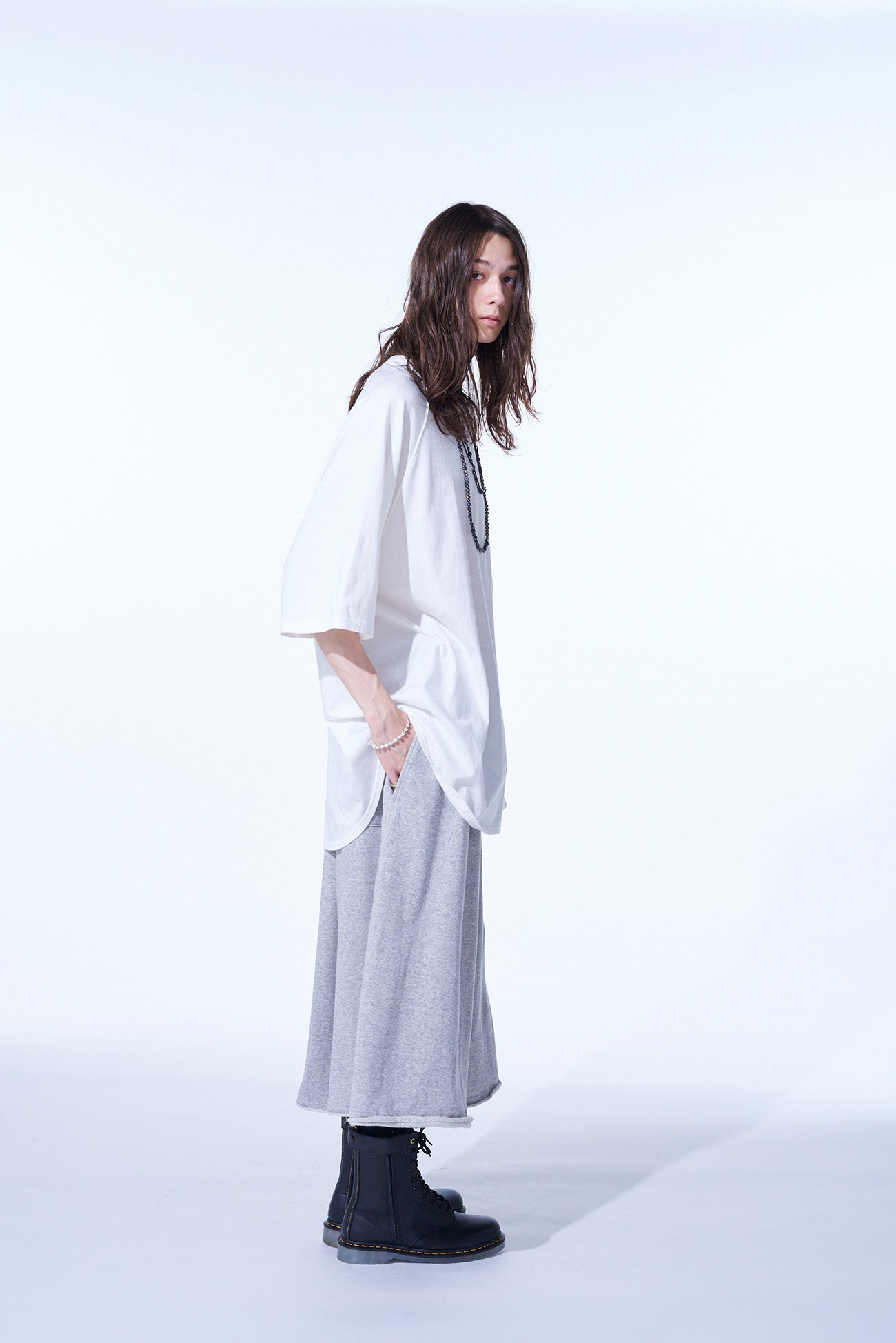 Oversized Cotton Jersey T-Shirt with Raglan Sleeves and Center Back Stitch - Comfortable Casual Wear for Men & Women | Perfect for Everyday Outfits, Lounge Wear and Street Style Fashion