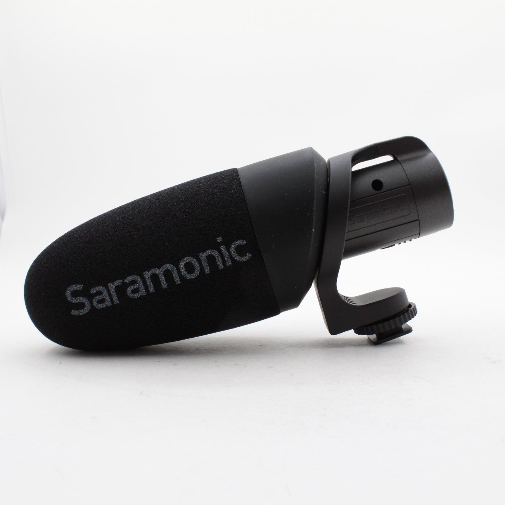 Saramonic CamMic+ Battery Powered Shotgun Microphone for DSLR Cameras & Smartphones - Open Box Excellent Condition | Perfect for Vlogging, Interviews & YouTube Videos