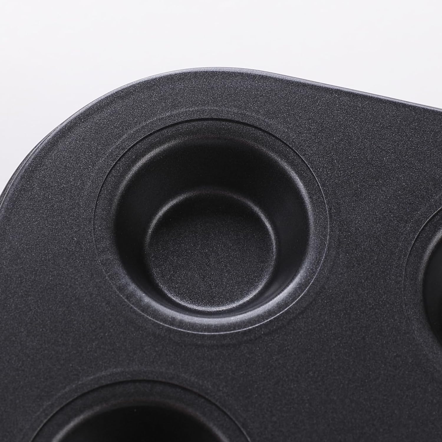 Non-Stick 12-Cup Muffin Pan for Baking Cupcakes, Cakes & Muffins | Premium Carbon Steel Cupcake Tray | Perfect for Home Baking, Parties & Gifts (Black)