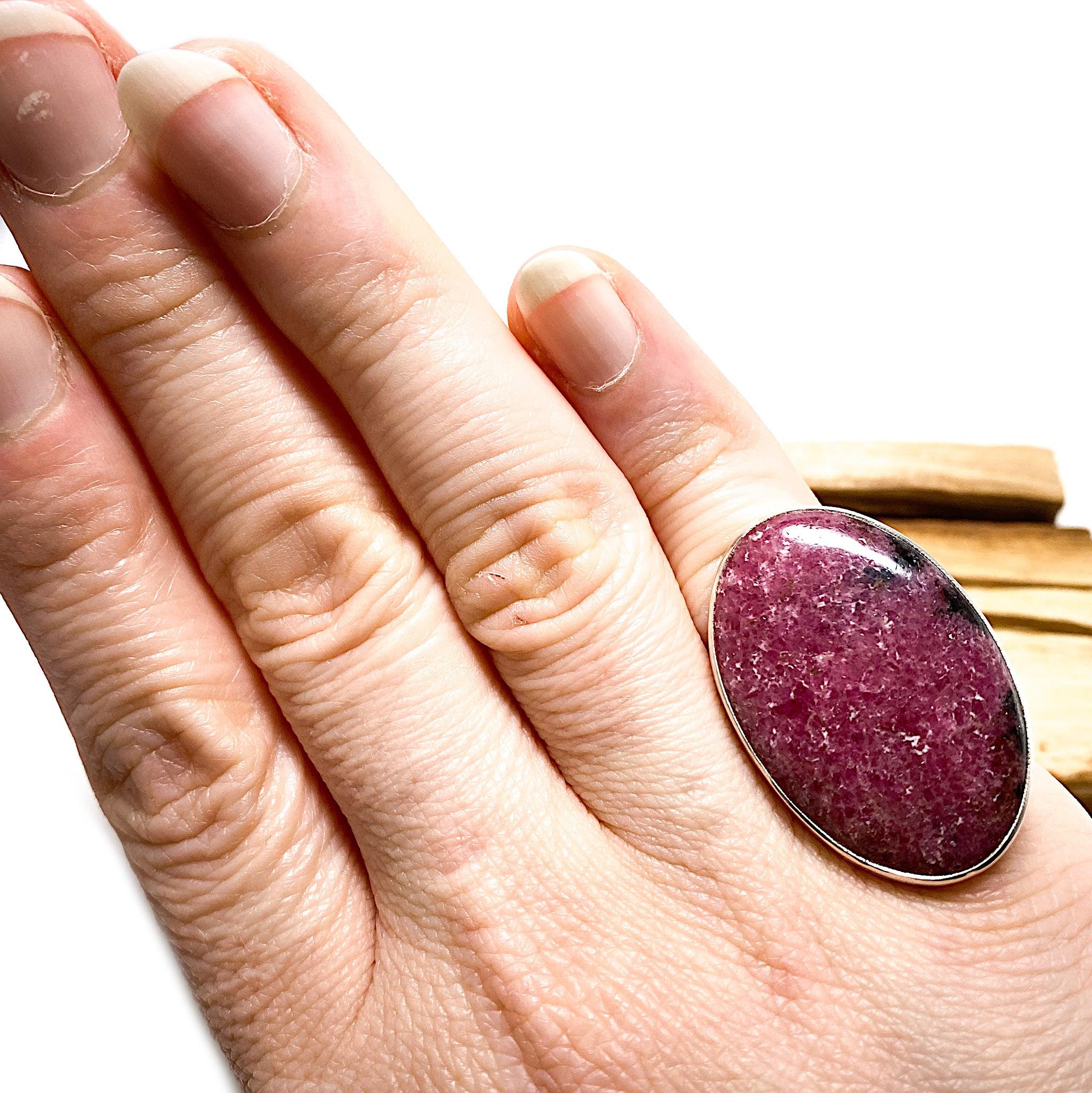 Natural Rhodonite Large Oval Ring with Handmade Beaten Band - Size 7.5 - KRGJ696 - Perfect for Spiritual Healing, Meditation & Boho Fashion Jewelry