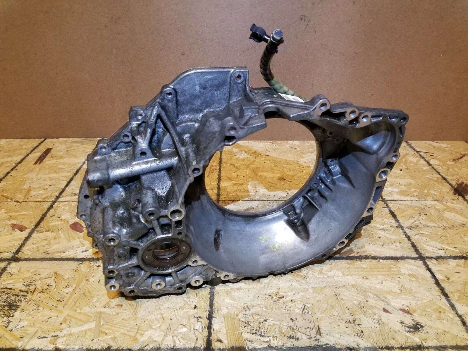 Genuine OEM Volvo S40 Automatic Transmission Bell Housing Case 2005-2009 - Perfect Fit for 05 06 07 08 09 Models - Transmission Repair & Replacement Part