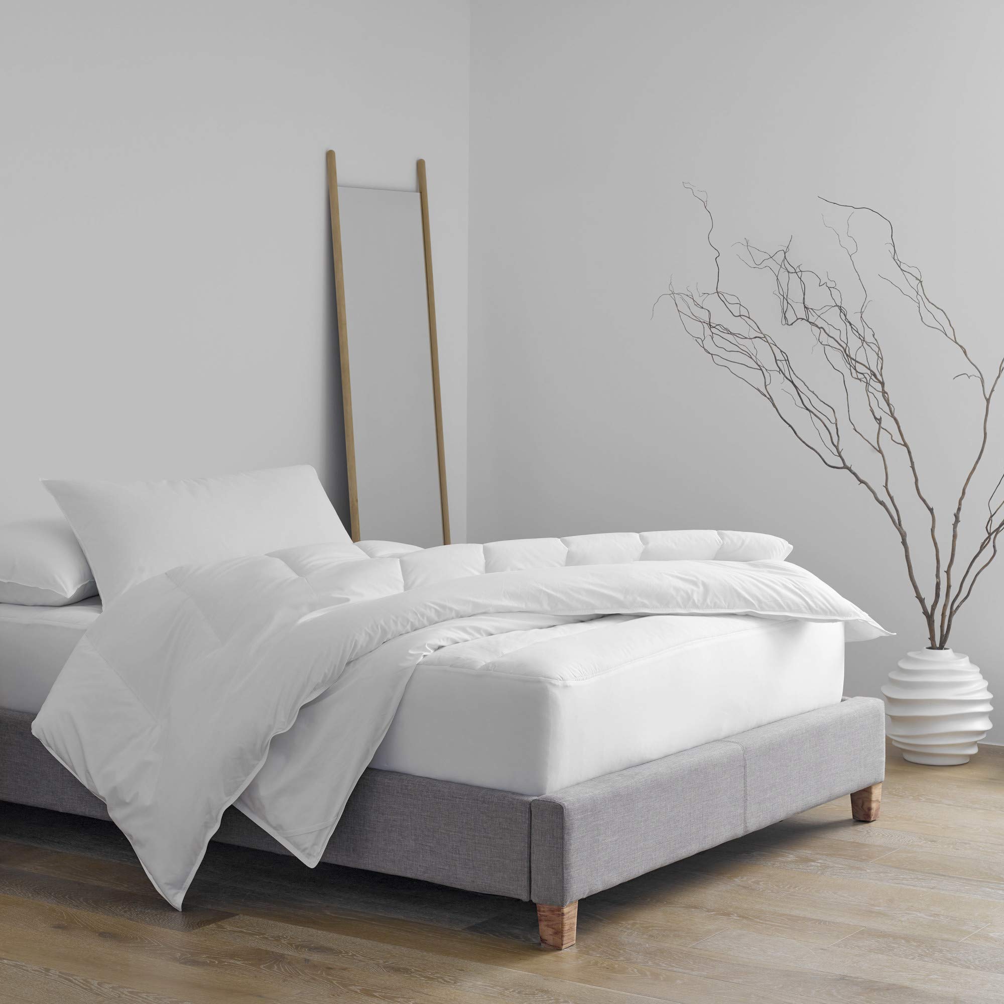 Martex Clean Essentials 2-Piece King Size Pillow Set - Ultra Soft Hypoallergenic Bed Pillows for Side, Back & Stomach Sleepers - Perfect for Bedroom, Guest Room & Hotel Use (White)