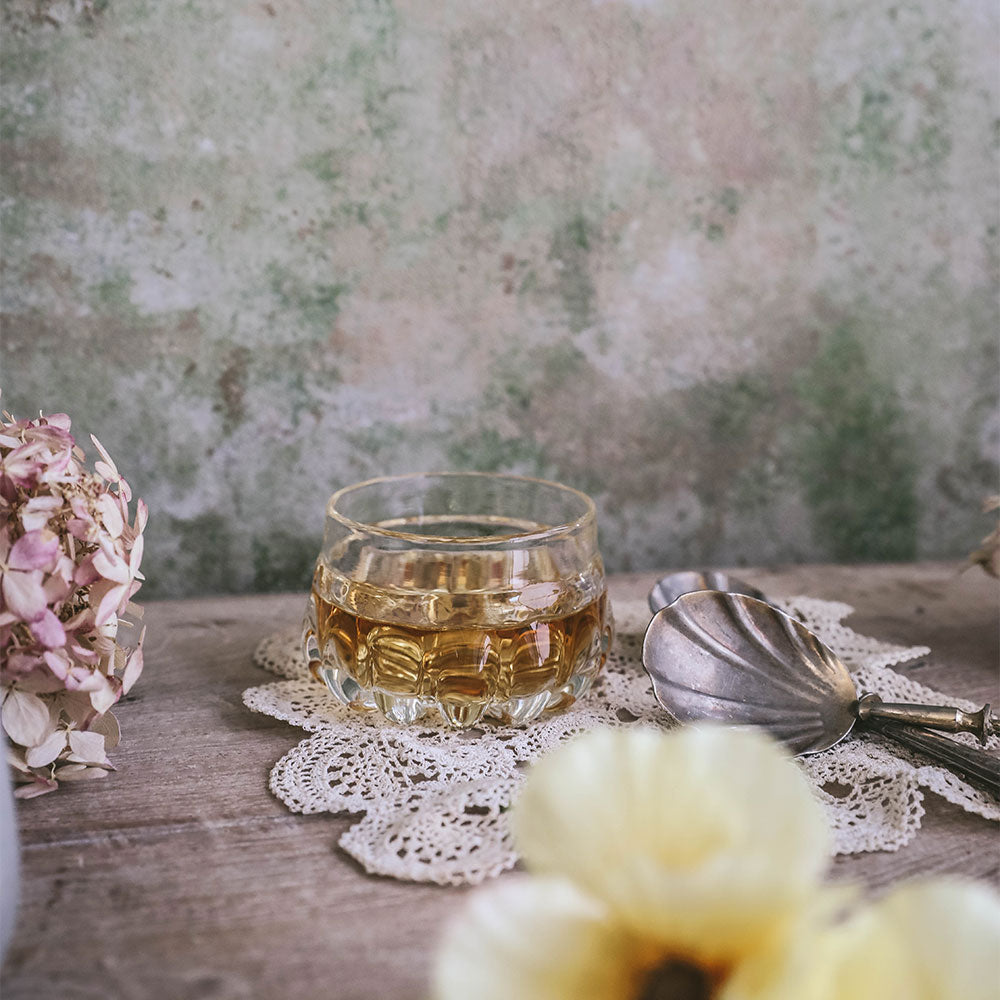 Handblown Heirloom Sipper Glass - Vintage Style Drinking Cup for Tea, Coffee & Cocktails - Perfect for Home Entertaining & Gift Giving