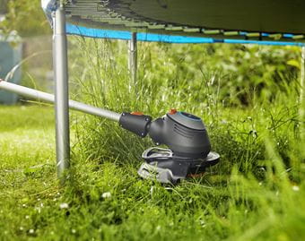 Gardena Turbotrimmer PowerCut 650/28 9874 20 - Electric Grass Trimmer with 650W Motor & 28cm Cutting Width - Perfect for Lawn Edging, Garden Maintenance & Yard Work