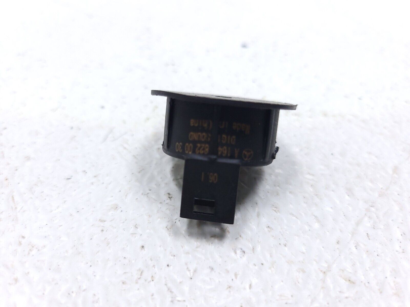 06-11 Mercedes ML500 OEM Warning Buzzer Siren Speaker A1648220030 - Replacement Alarm for Mercedes-Benz SUV - Perfect for Vehicle Security & Emergency Alert Systems