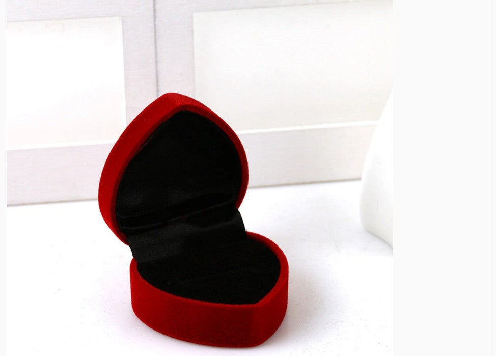 Elegant Velvet Jewelry Box for Rings - Perfect for Engagement, Wedding & Gift Presentation - Jewelry Organizer & Storage Case for Women