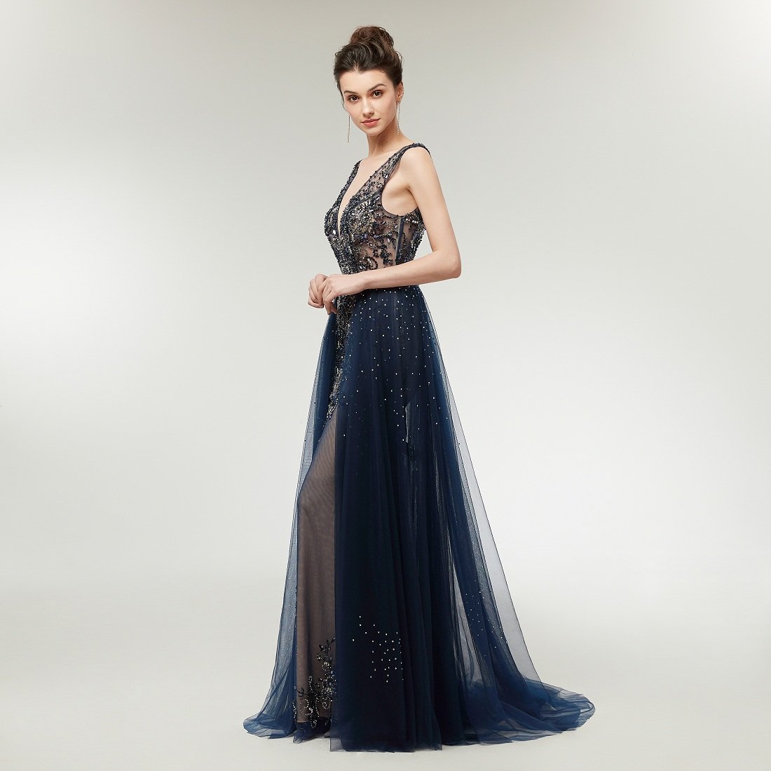 Elegant V-Neck Mermaid Evening Dress with Luxury Crystals - Sleeveless Long Prom Gown for Women | Perfect for Formal Events, Weddings & Special Occasions