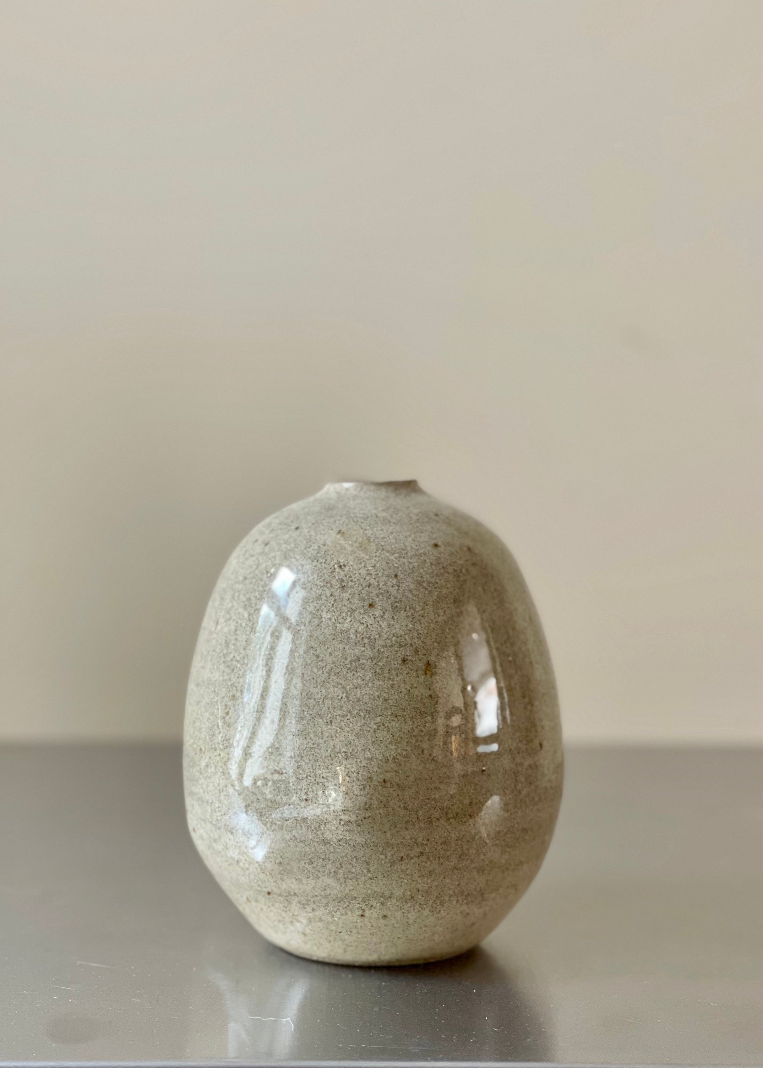 Viki Weiland Ceramic Vase - Handmade Decorative Flower Vase for Home Decor, Wedding Centerpiece, and Gift Idea | Perfect for Living Room, Dining Table, and Office Desk