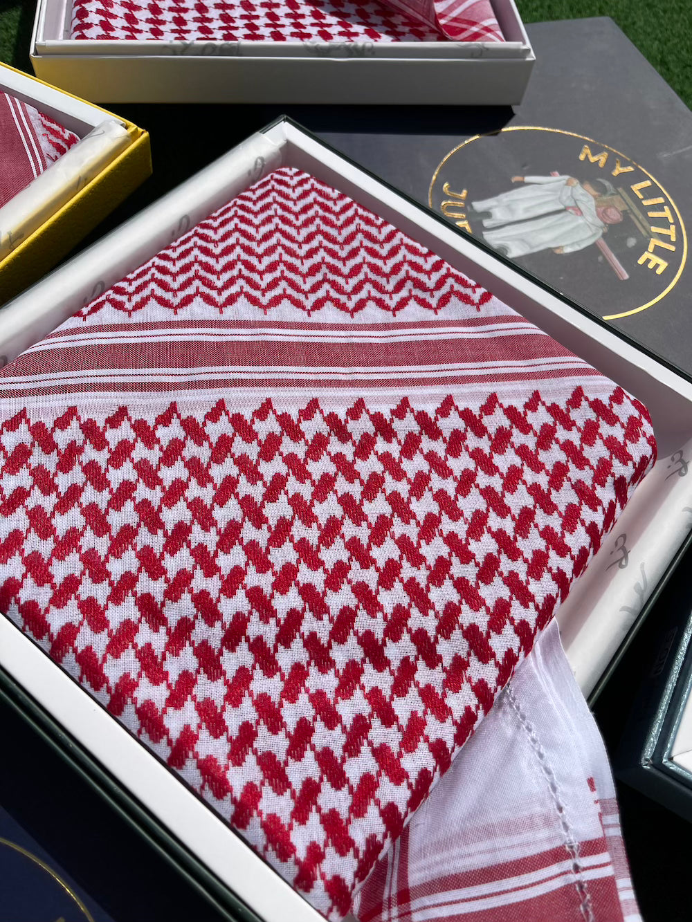 Unisex Red & White Shemagh Keffiyeh Scarf - Lightweight Cotton Head Wrap for Men & Women - Perfect for Outdoor Activities, Hiking, and Fashion Accessories