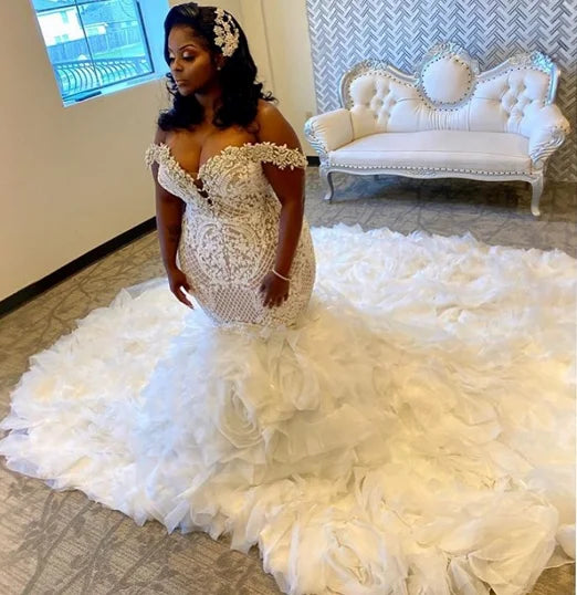 Luxury Off Shoulder Mermaid Wedding Dress with Ruffle Skirt - Elegant Ball Gown for Brides, Beach Weddings & Formal Ceremonies